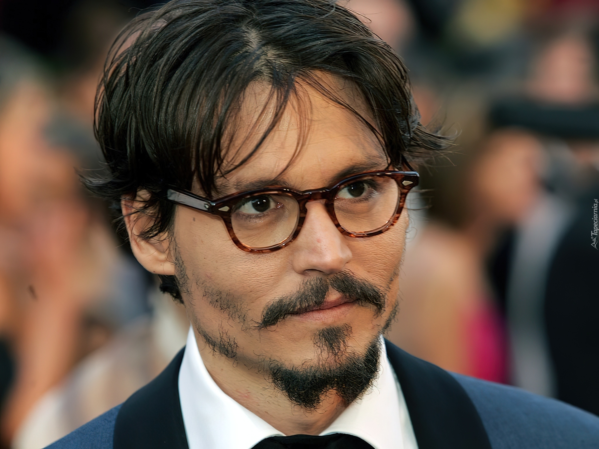 Johnny Depp,okulary, broda