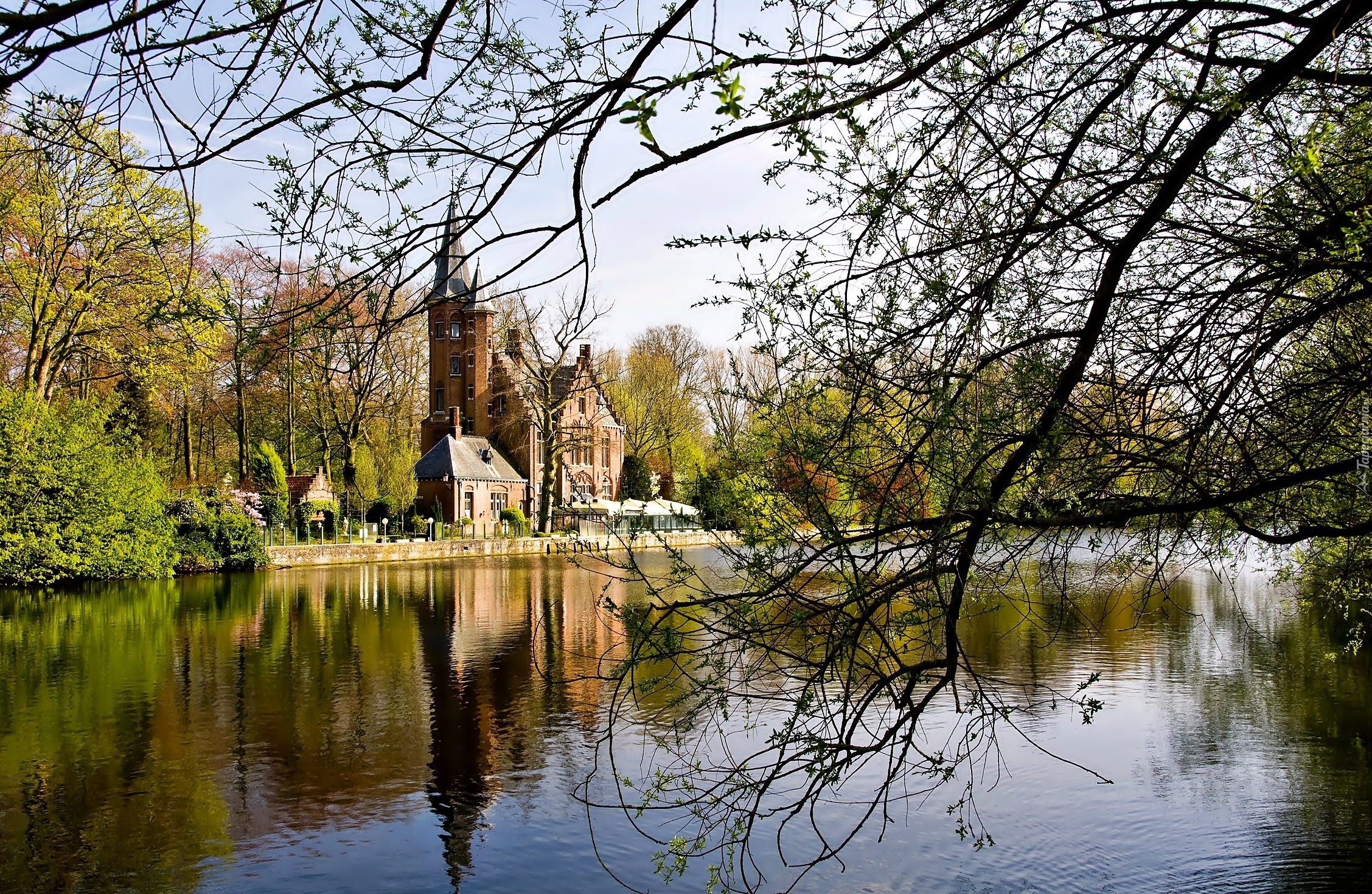 Belgia, Brugia, Hotel, Chateau de Spycker, Jezioro