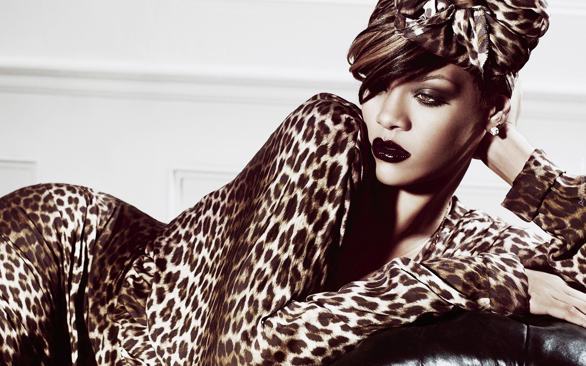 Robyn Rihanna Fenty, Rihanna, Makijaż