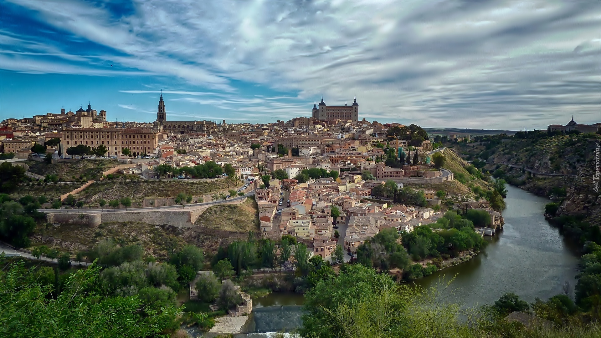 Rzeka, Panorama, Miasta