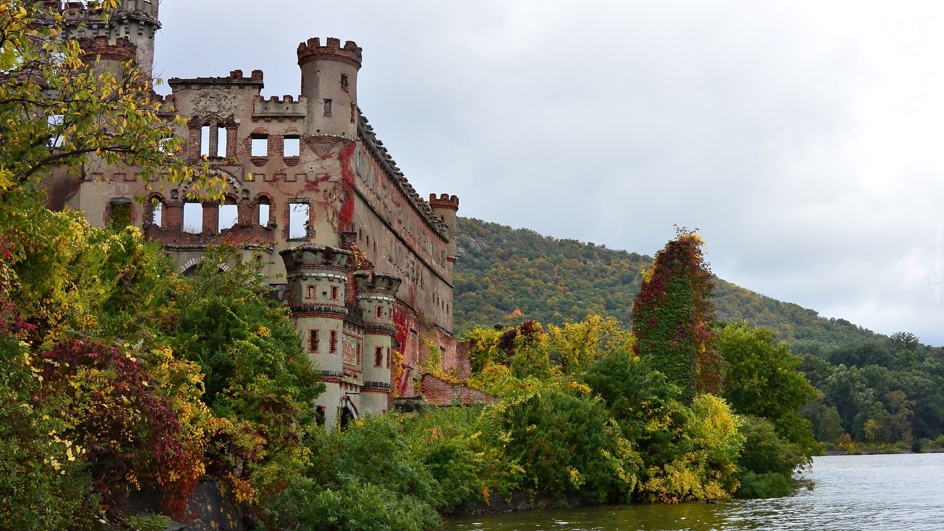 Zamek Bannerman Castle, Ruiy, Wysepka Pollepel Island, Nowy Jork, Stany Zjednoczone, Rzeka Hudson