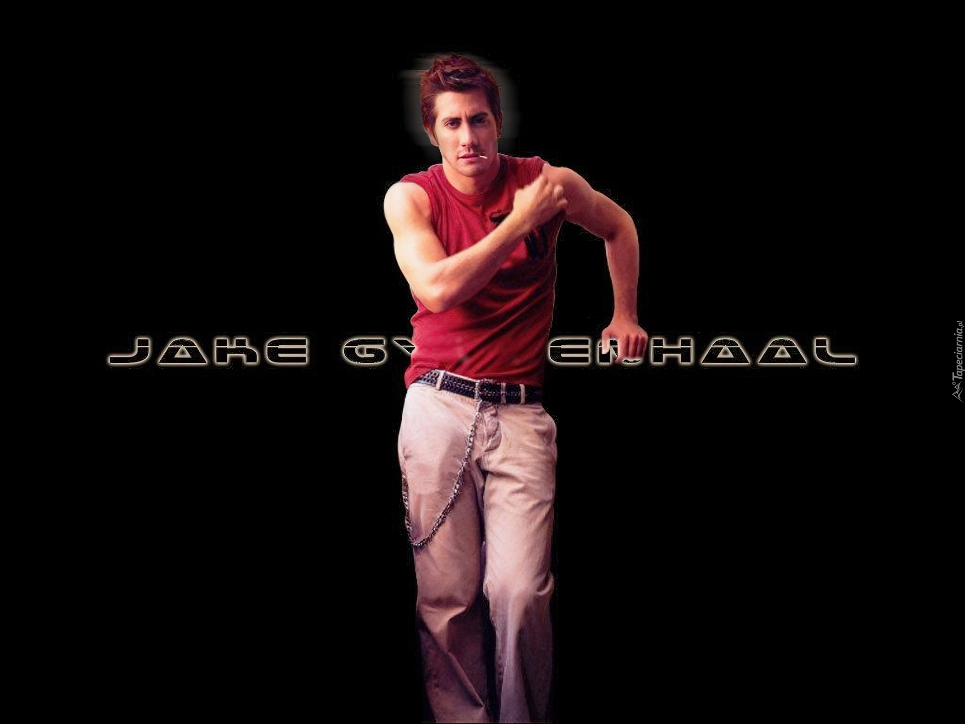 Jake Gyllenhaal,czerwona koszulka