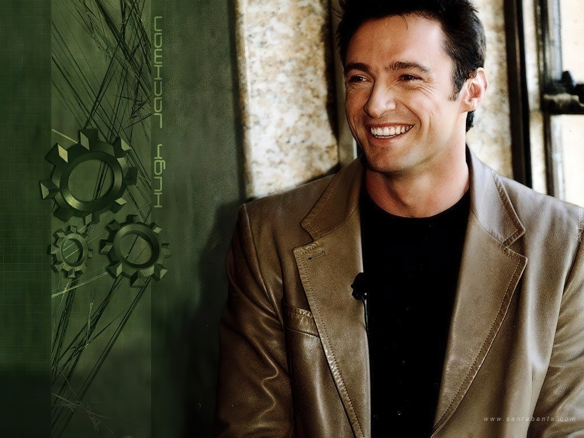 Hugh Jackman,uśmiech, czarna koszulka