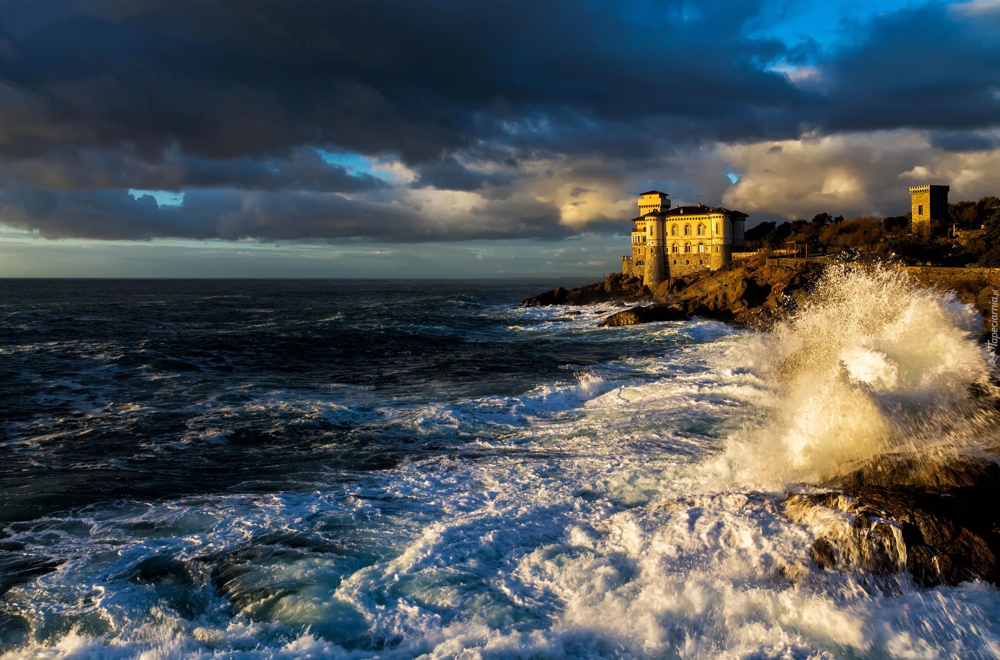 Zamek Boccale, Castello del Boccale, Livorno, Toskania, Włochy, Morze, Fale