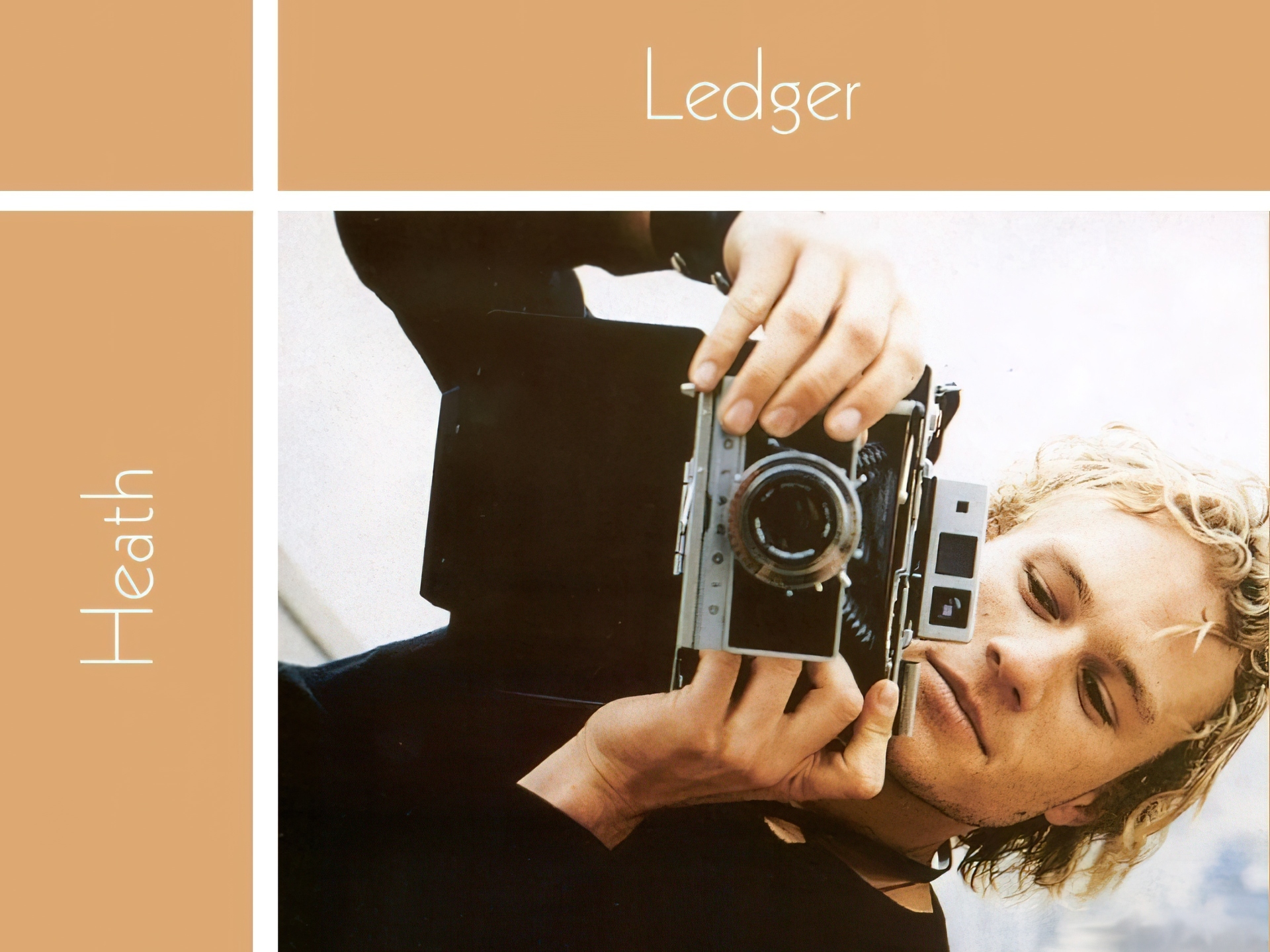 Heath Ledger,jasne włosy, aparat