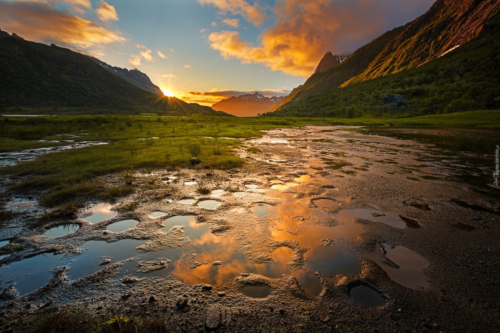 Norwegia, Lofoty, Góry, Wieczór, Zachód Słońca