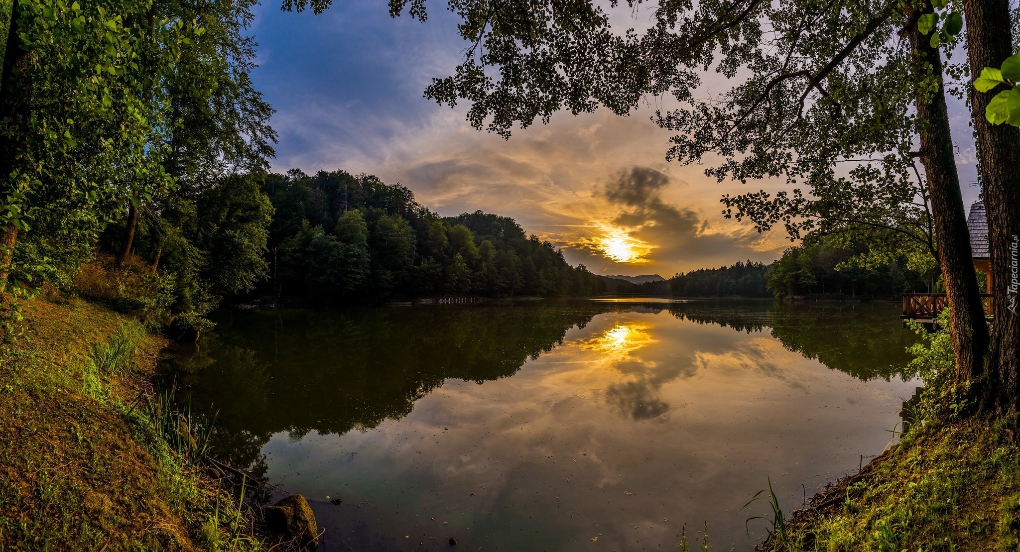 Jezioro, Wschód Słońca, Drzewa, Dom