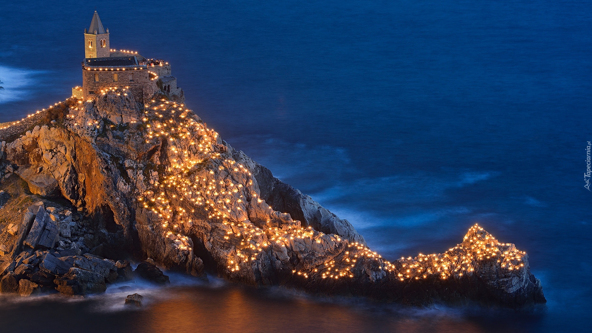 Chiesa di San Pietro - kościół św. Piotra, Miasteczko Portovenere, Region Liguria, Włochy, Morze Liguryjskie, Skały, Światła