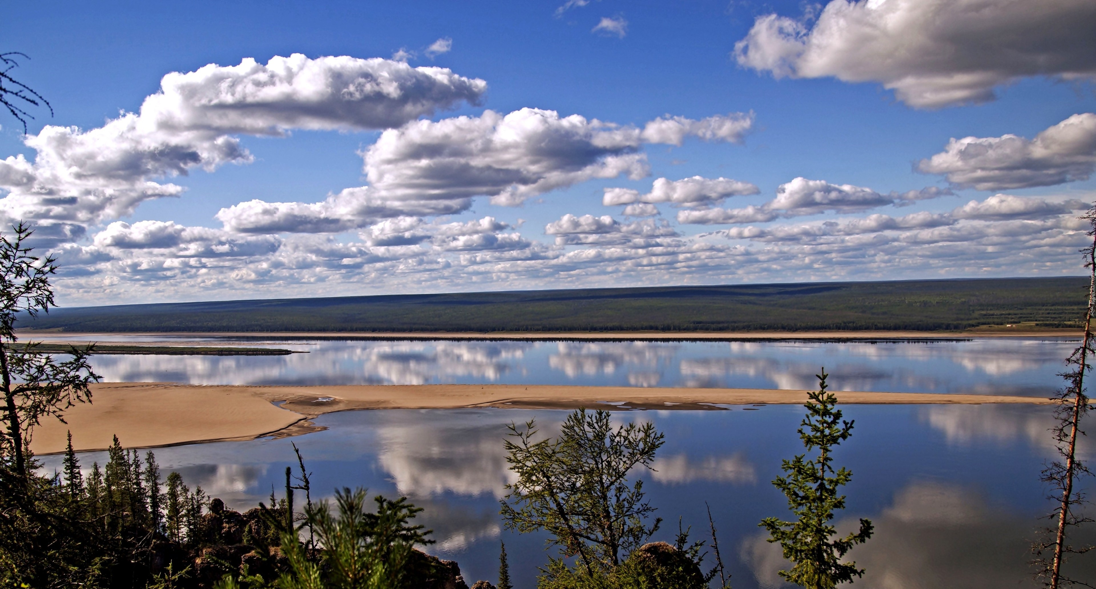 Rzeka, Chmury, Wierzchołki, Drzew