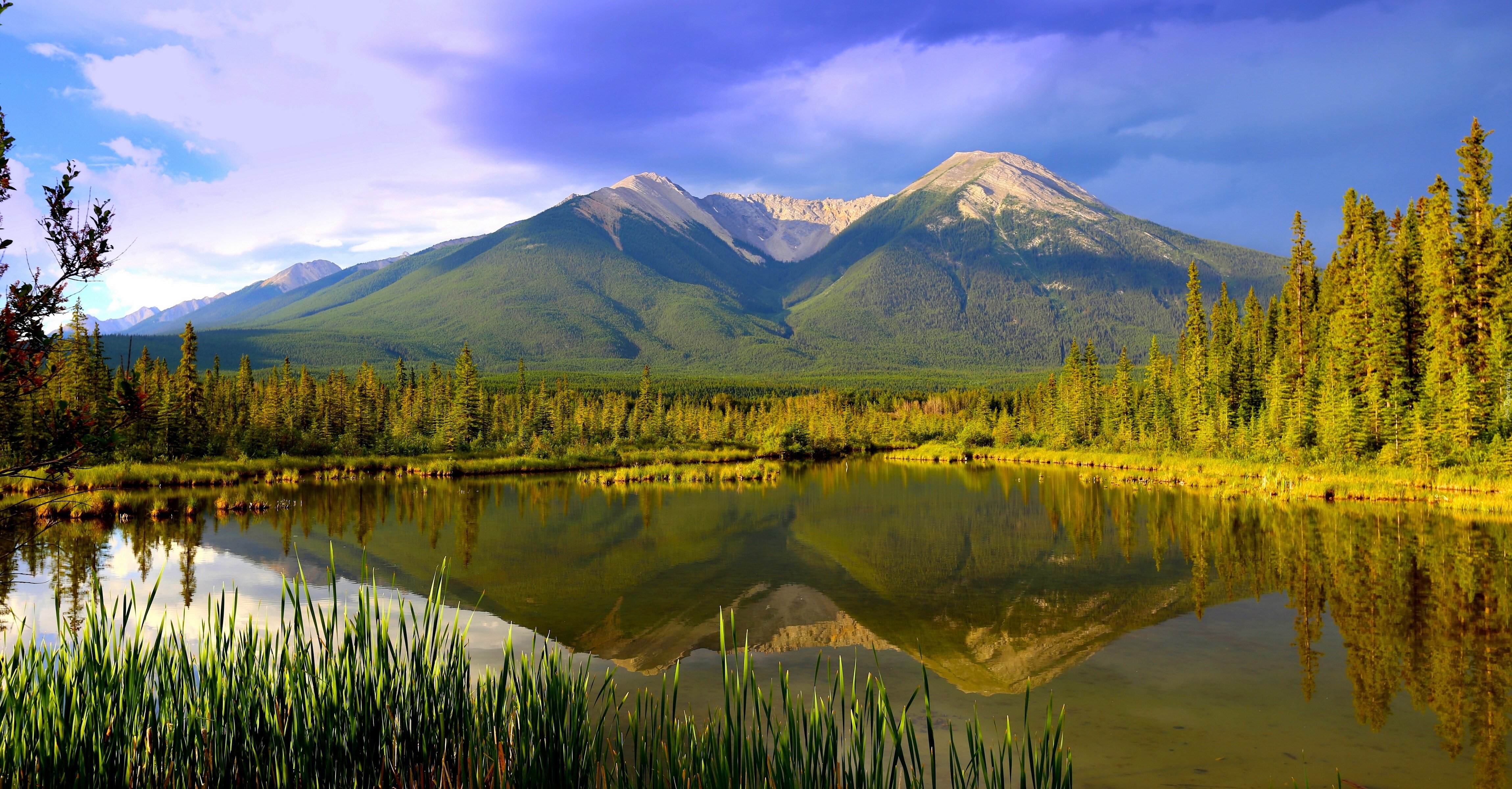 Kanada, Park Narodowy Banff, Jezioro Vermilion, Góry