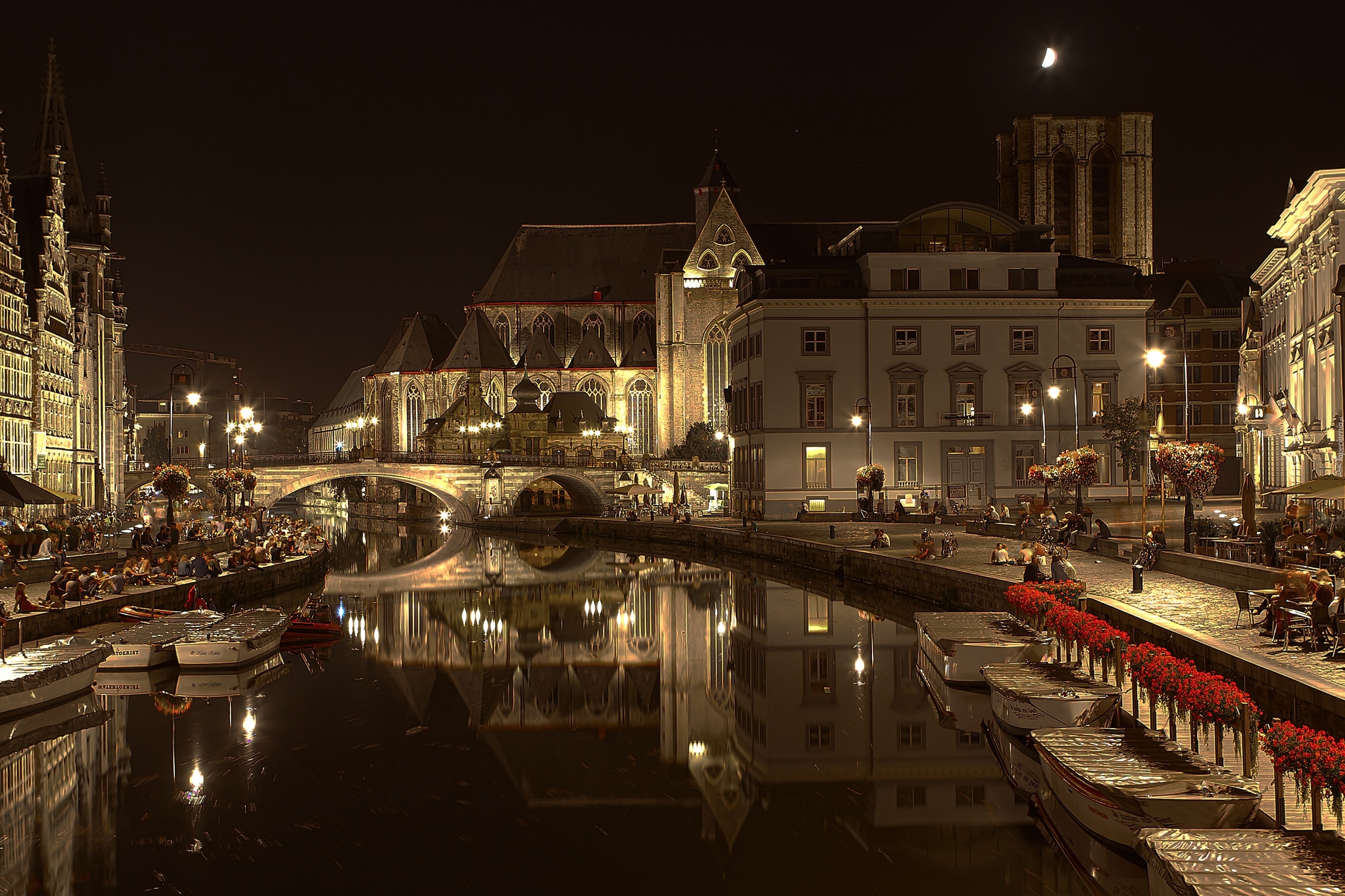 Miasto, Nocą, Belgia, Kanał, Most, Deptak, Budynki