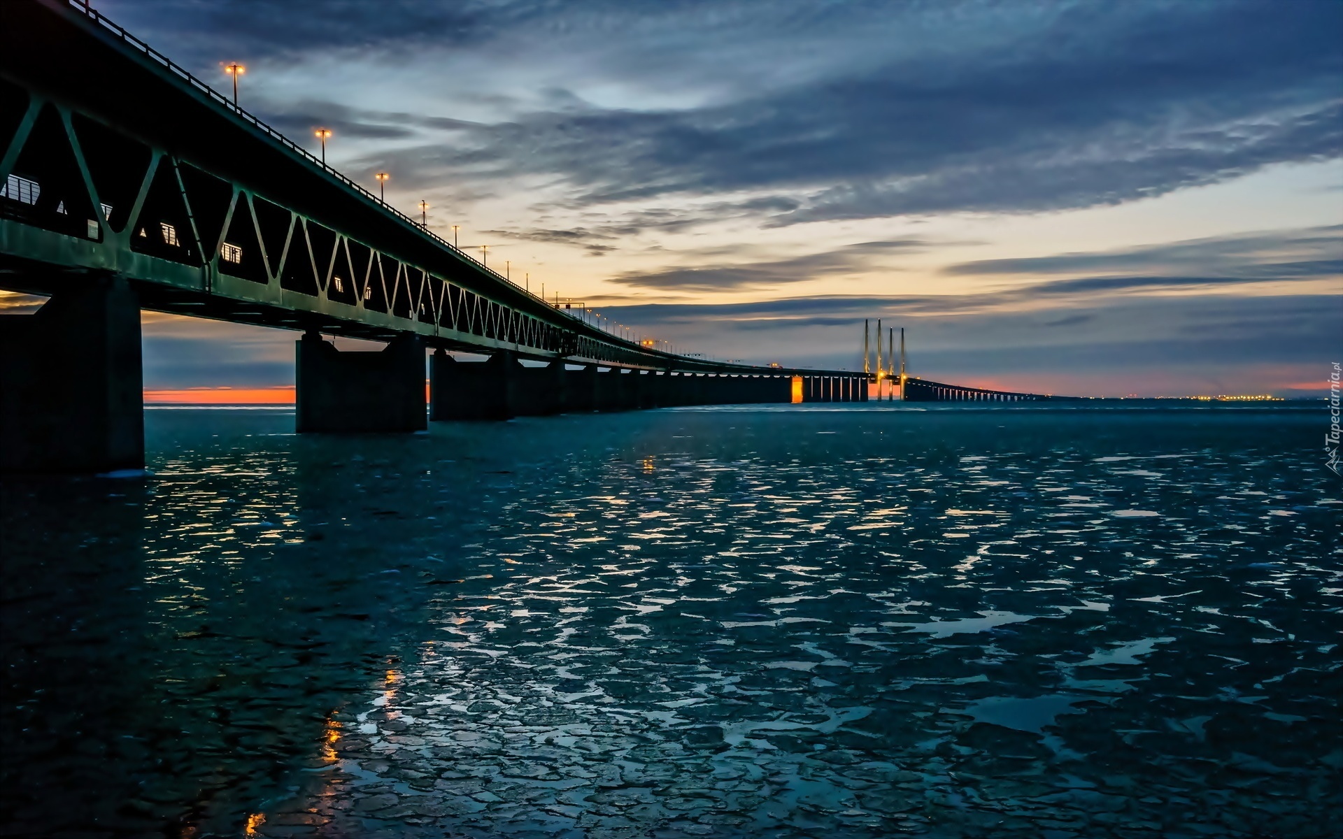 Szwecja, Jezioro, Most