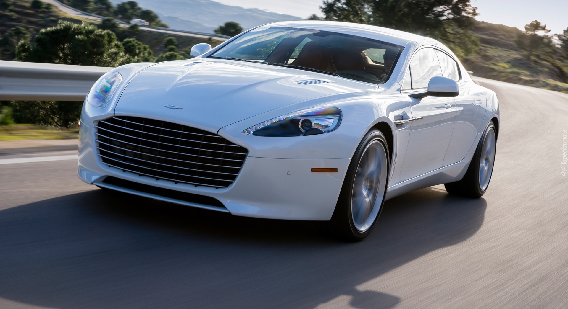 Aston Martin, Rapide S, Droga