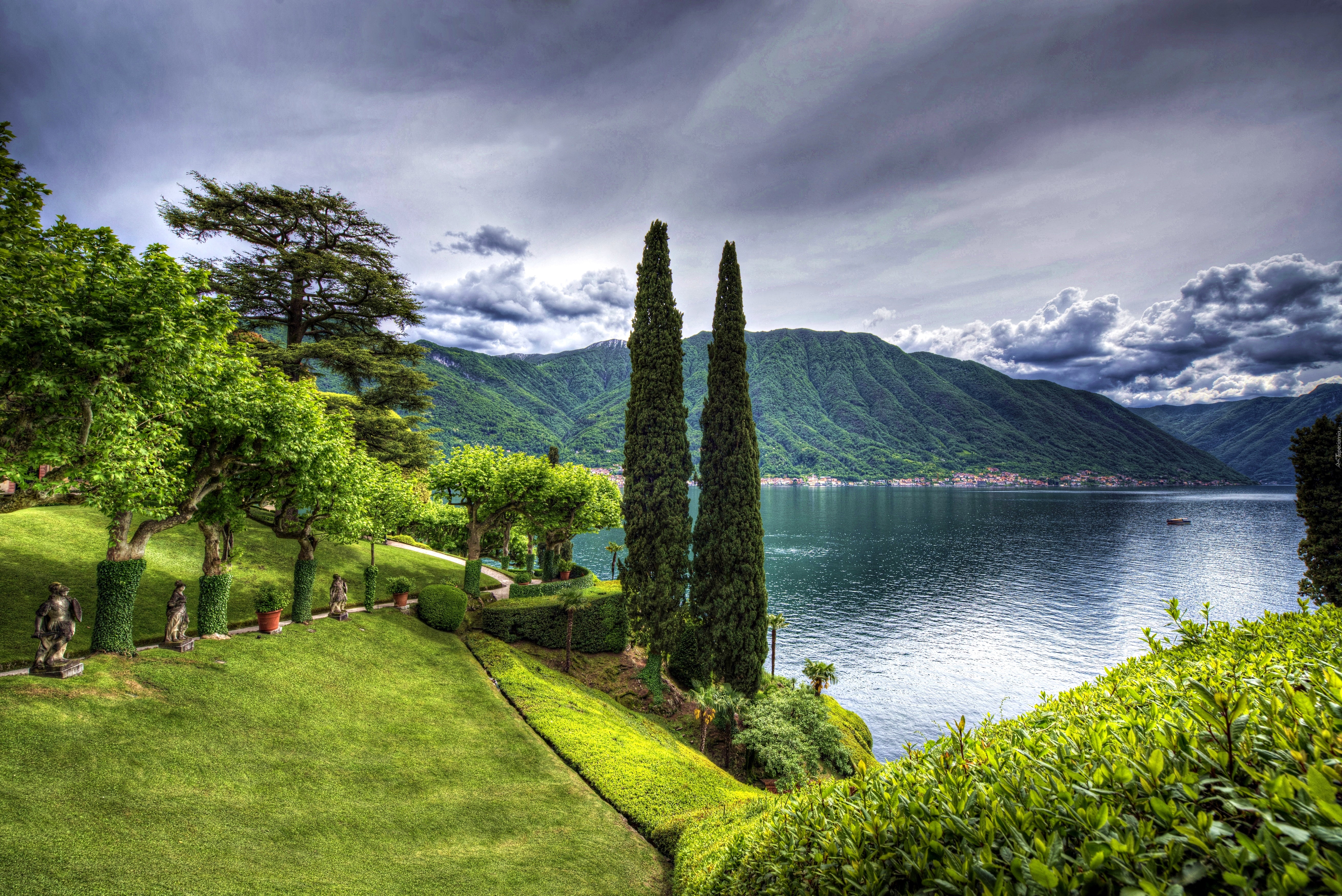 Włochy, Jezioro , Góry, Drzewa