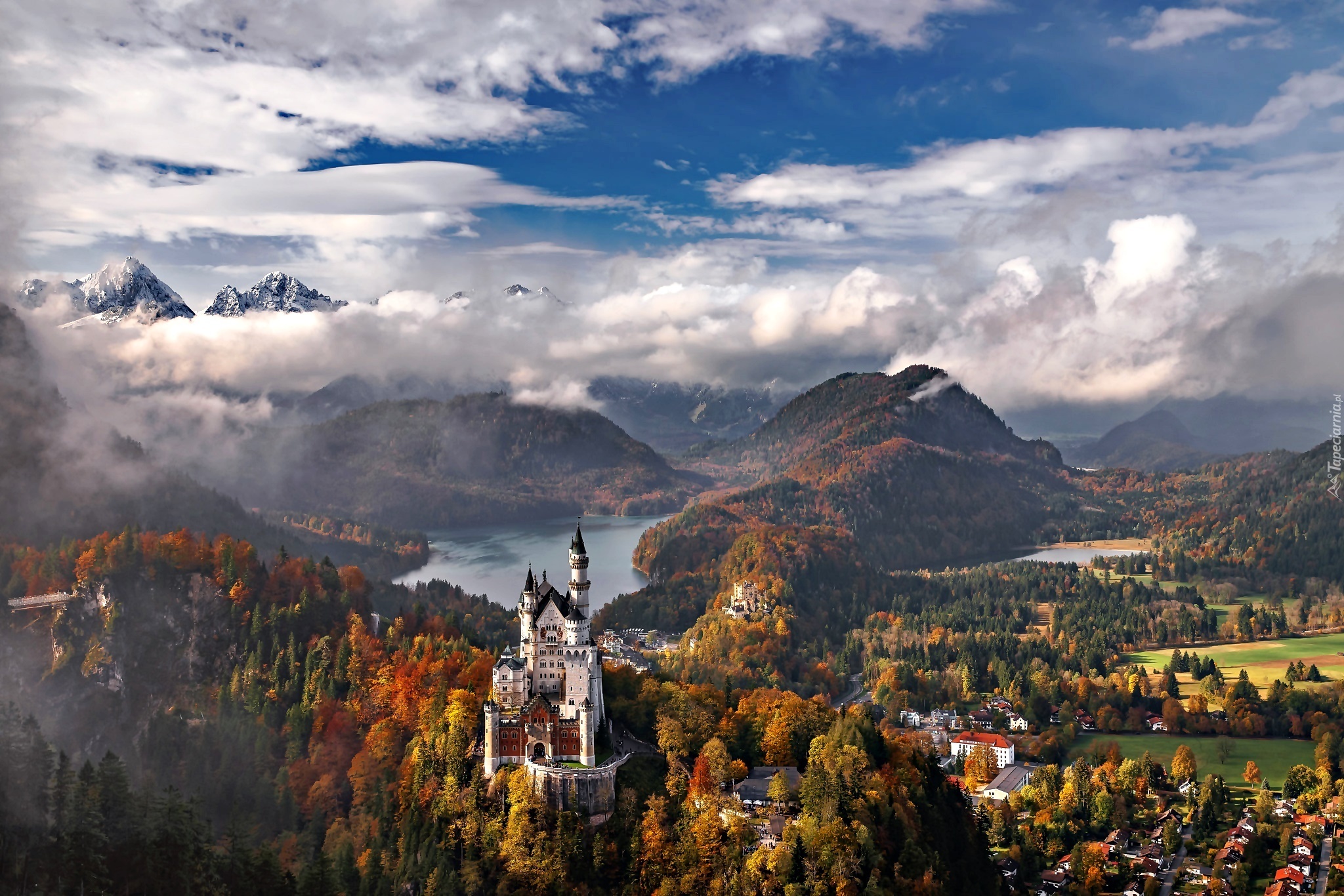 Zamek Neuschwanstein, Jesień, Góry, Jezioro, Niemcy
