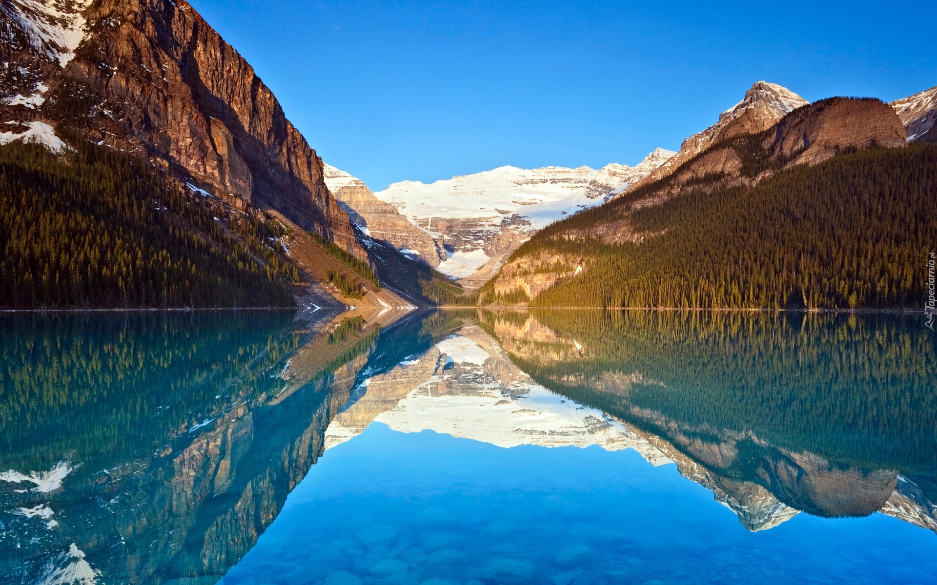 Jezioro Lake Louise, Park Narodowy Banff, Kanada, Góry, Odbicie
