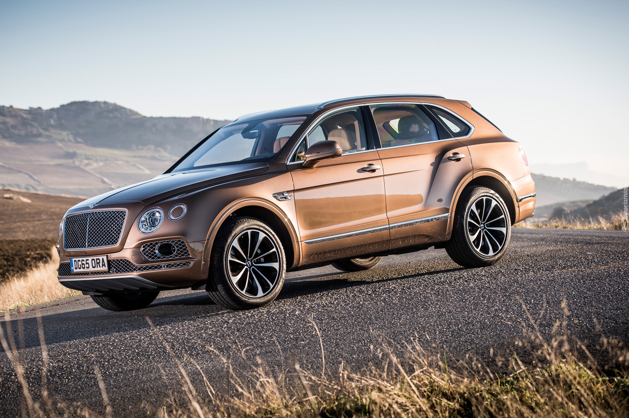 Samochód, Bentley, Bentayga