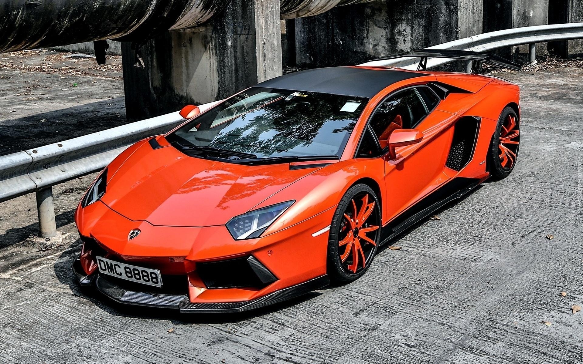 Lamborghini Aventador