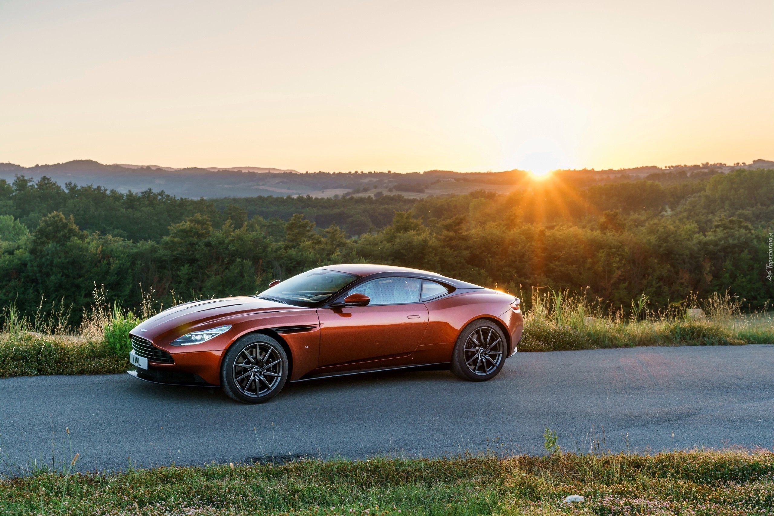 Aston Martin db 11