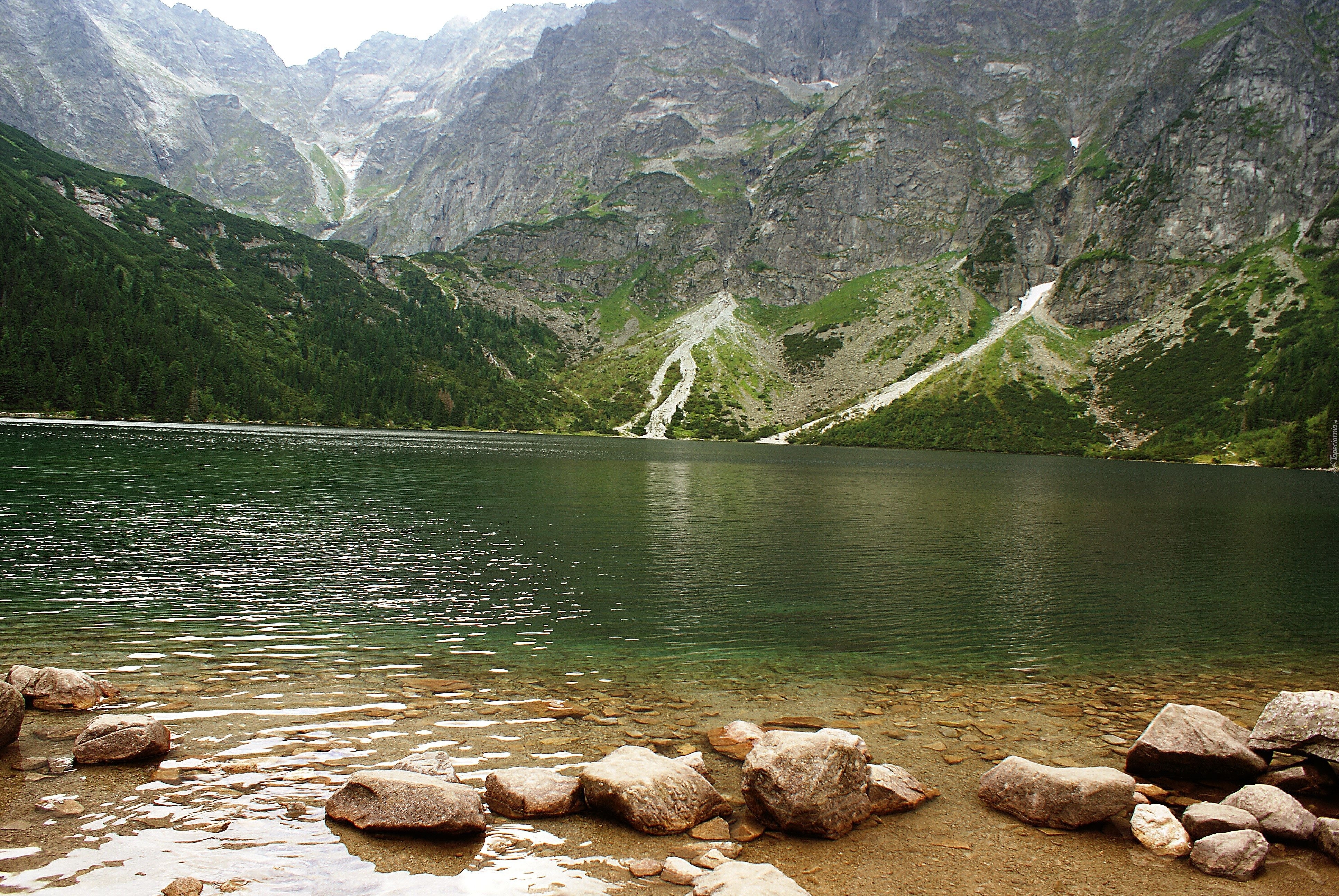 Góry, Jezioro, Kamienie