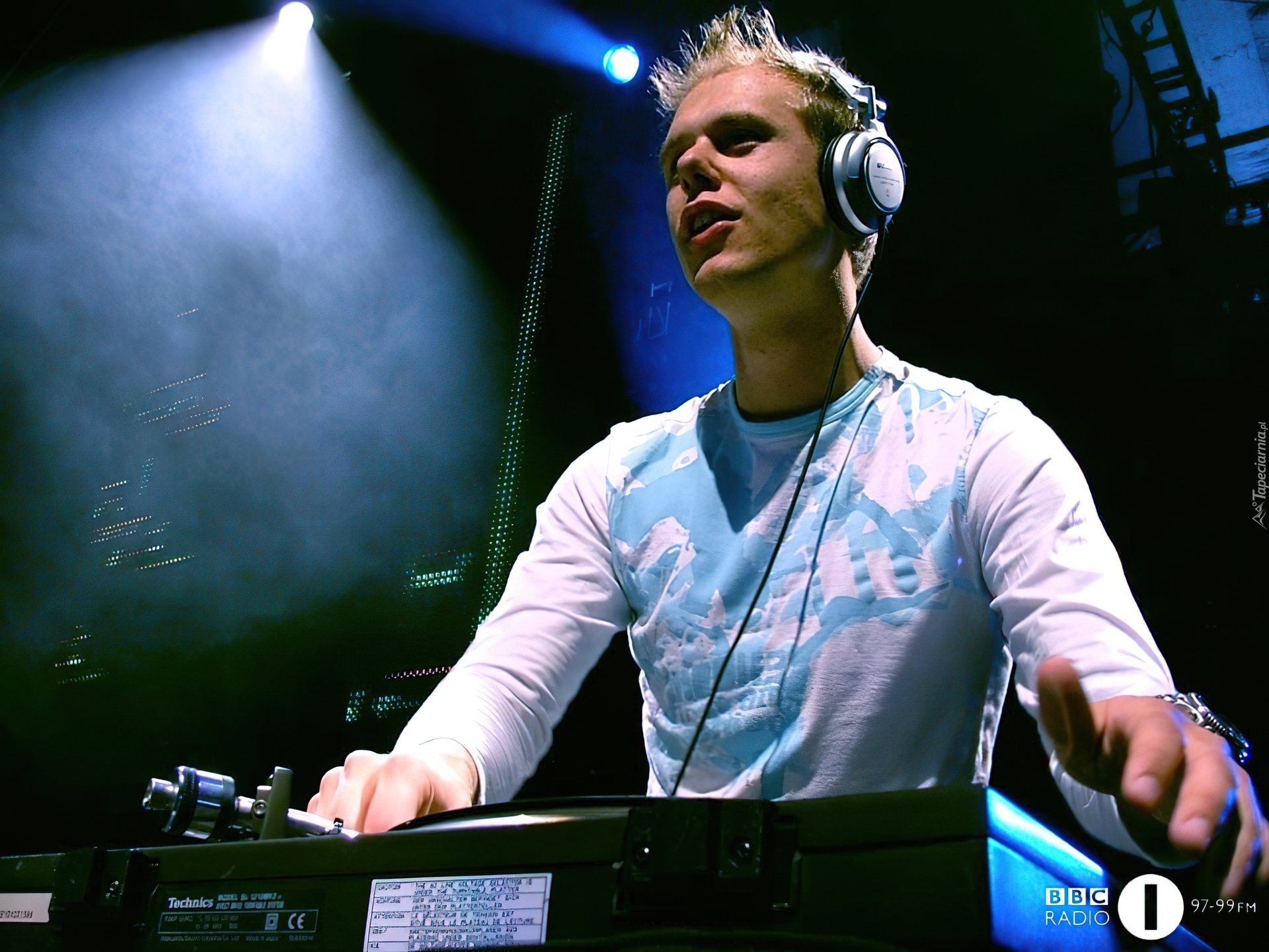 Armin van Buuren, Deki