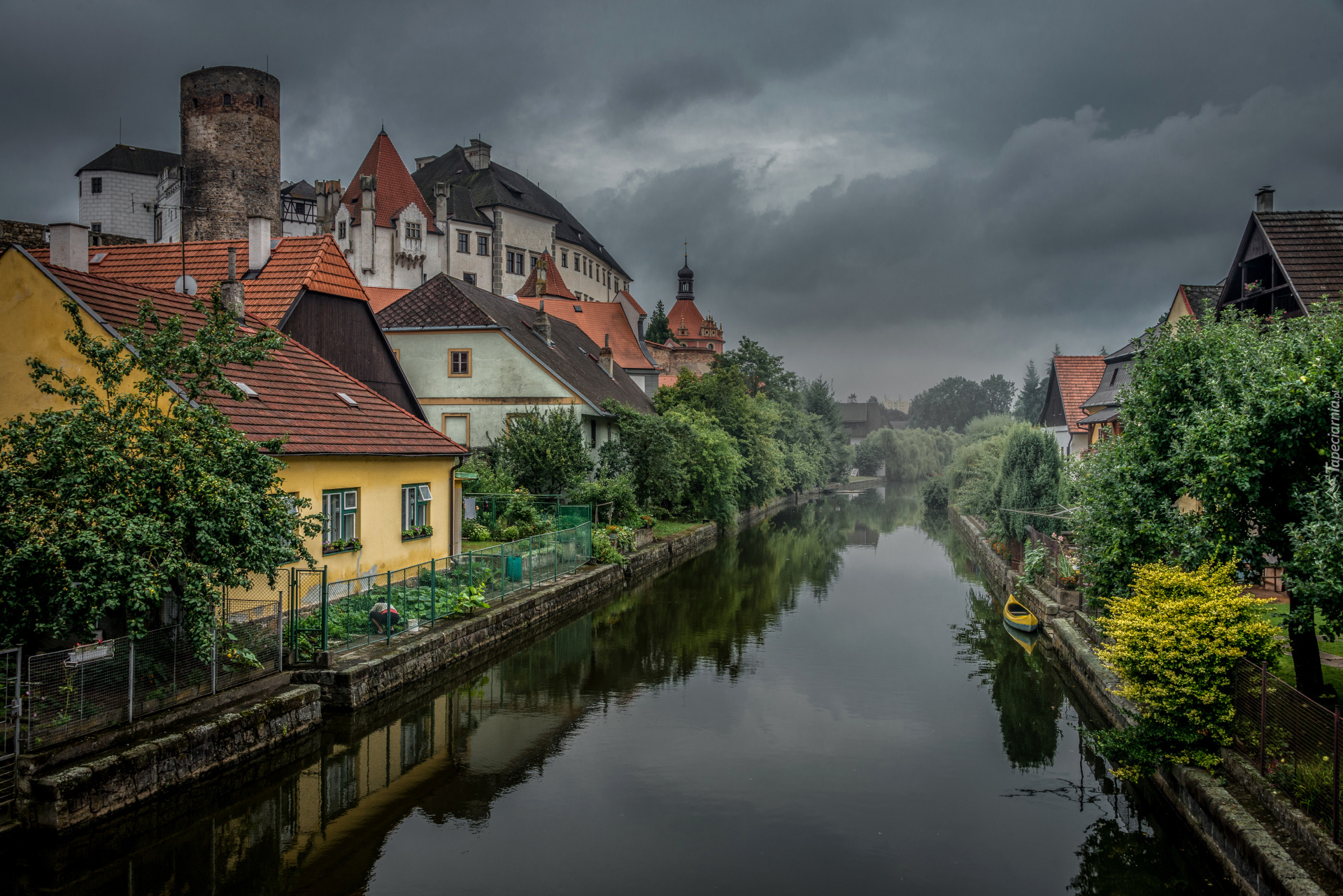 Miasto, Domy, Kanał