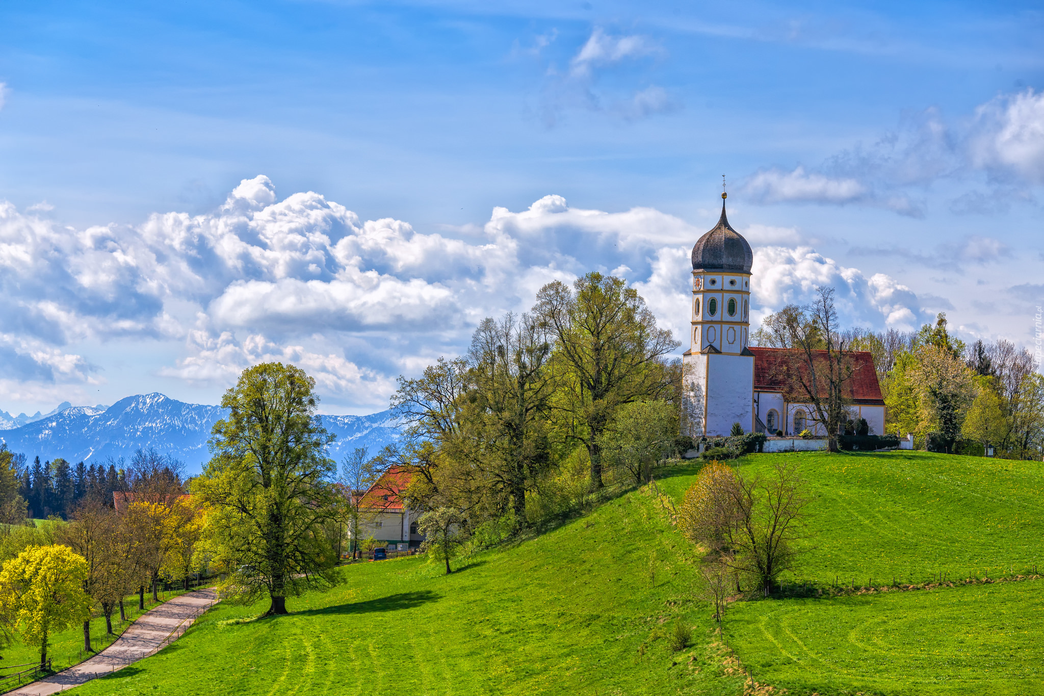 Niemcy, Cerkiew, Wzgórze