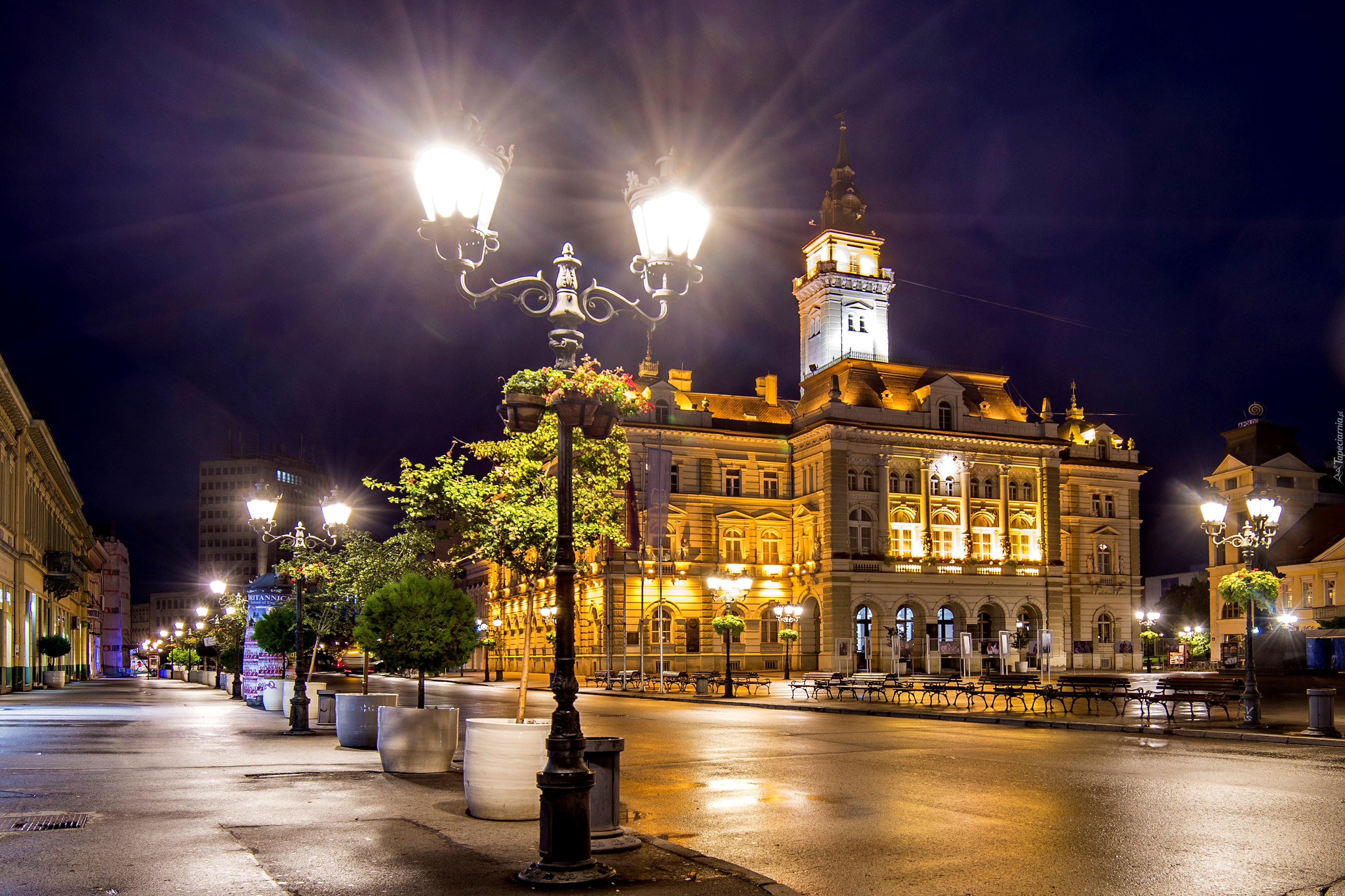 Novi Sad, Serbia, Dom, Europa, Noc