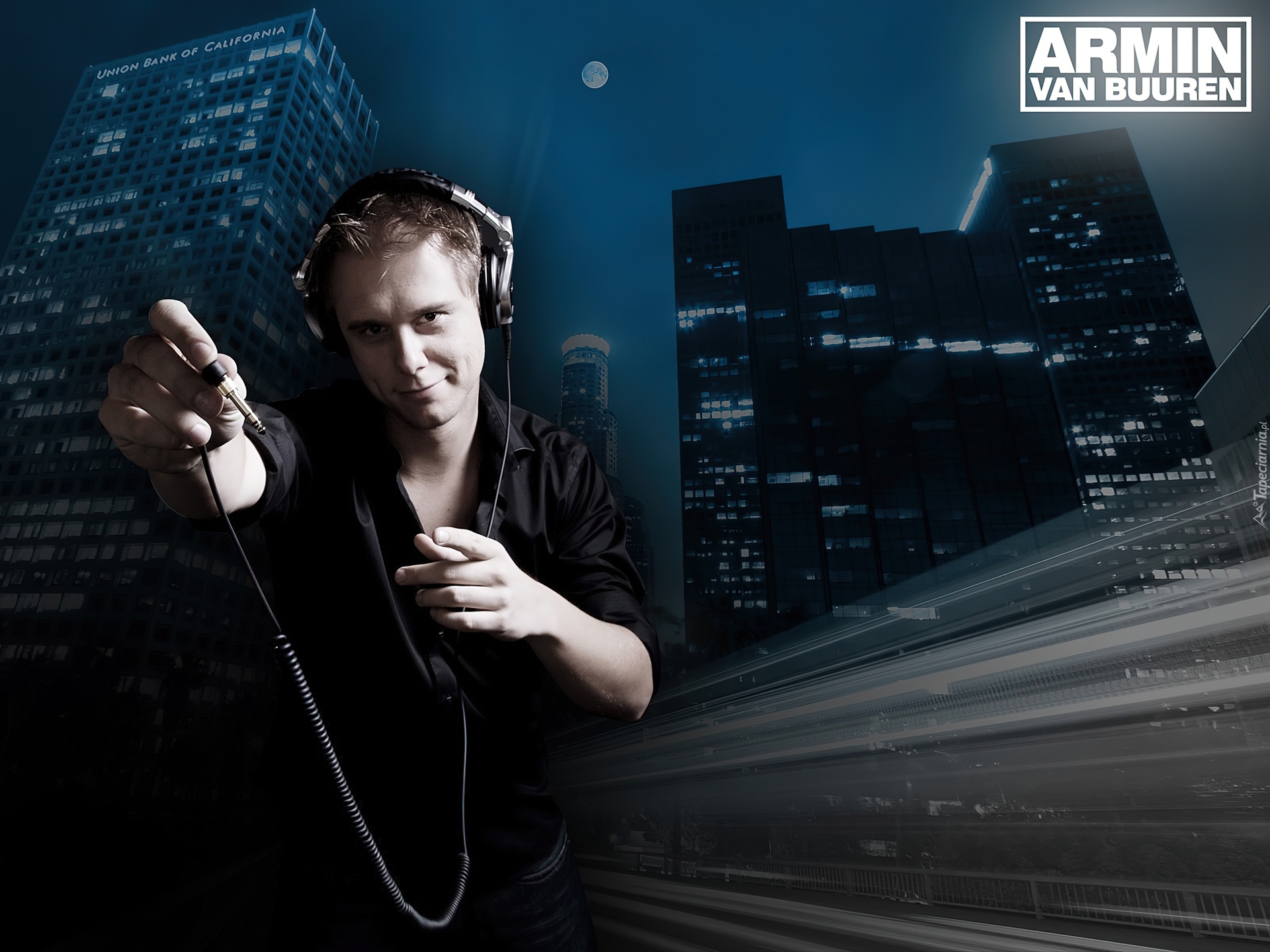 Armin van Buuren, budynki, słuchawki