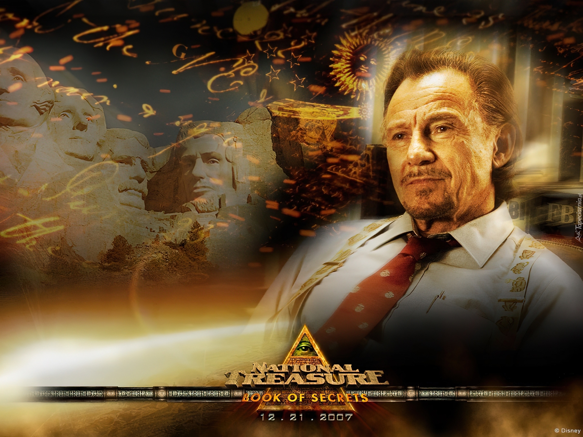 National Treasure 2 - The Book Of Secrets, Harvey Keitel, siedzi, posągi