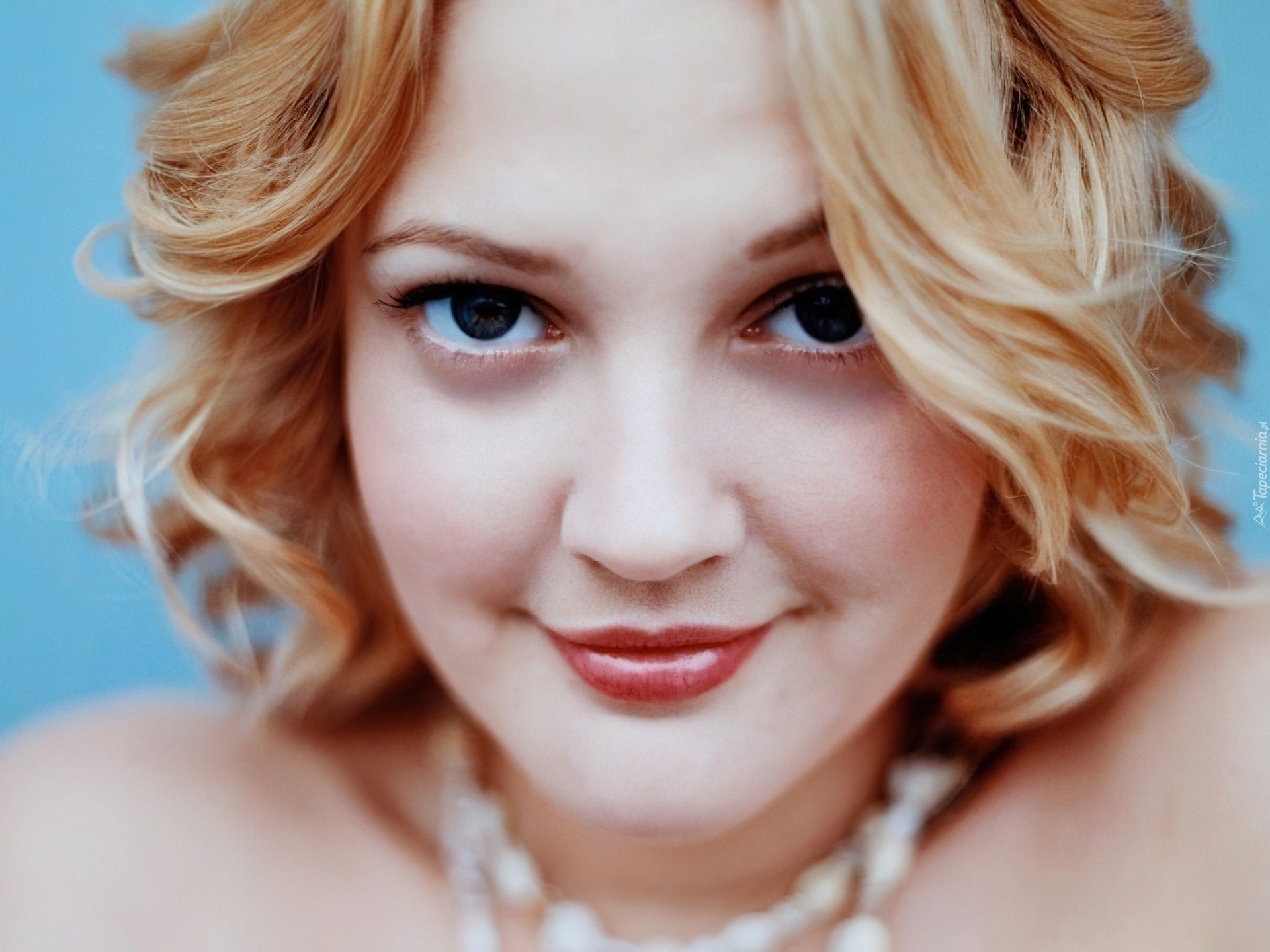 buźka, Drew Barrymore