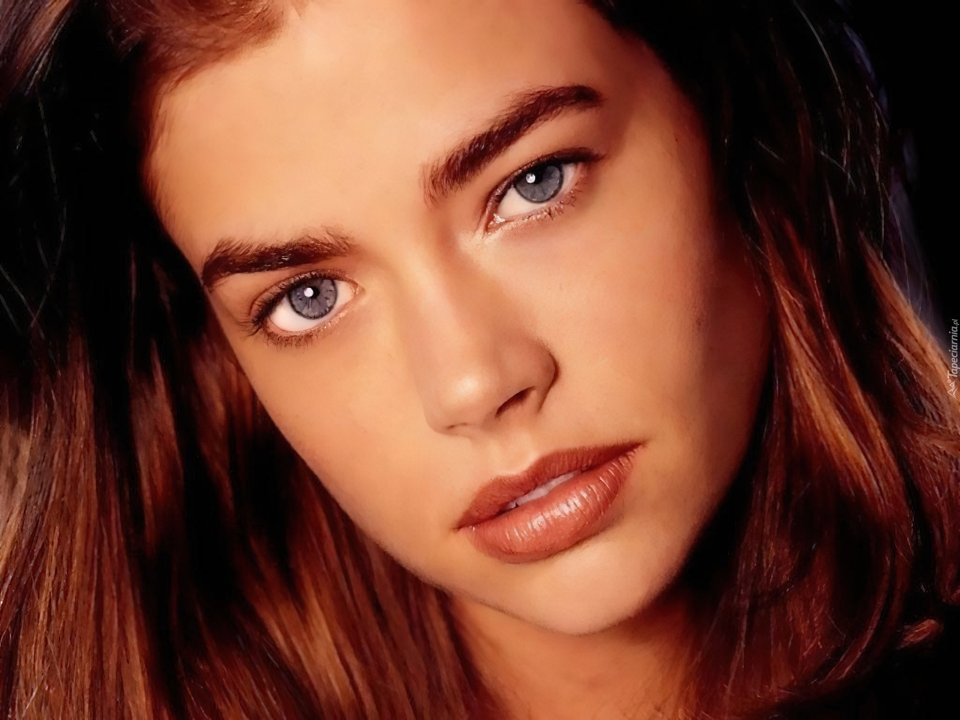 buźka, Denise Richards