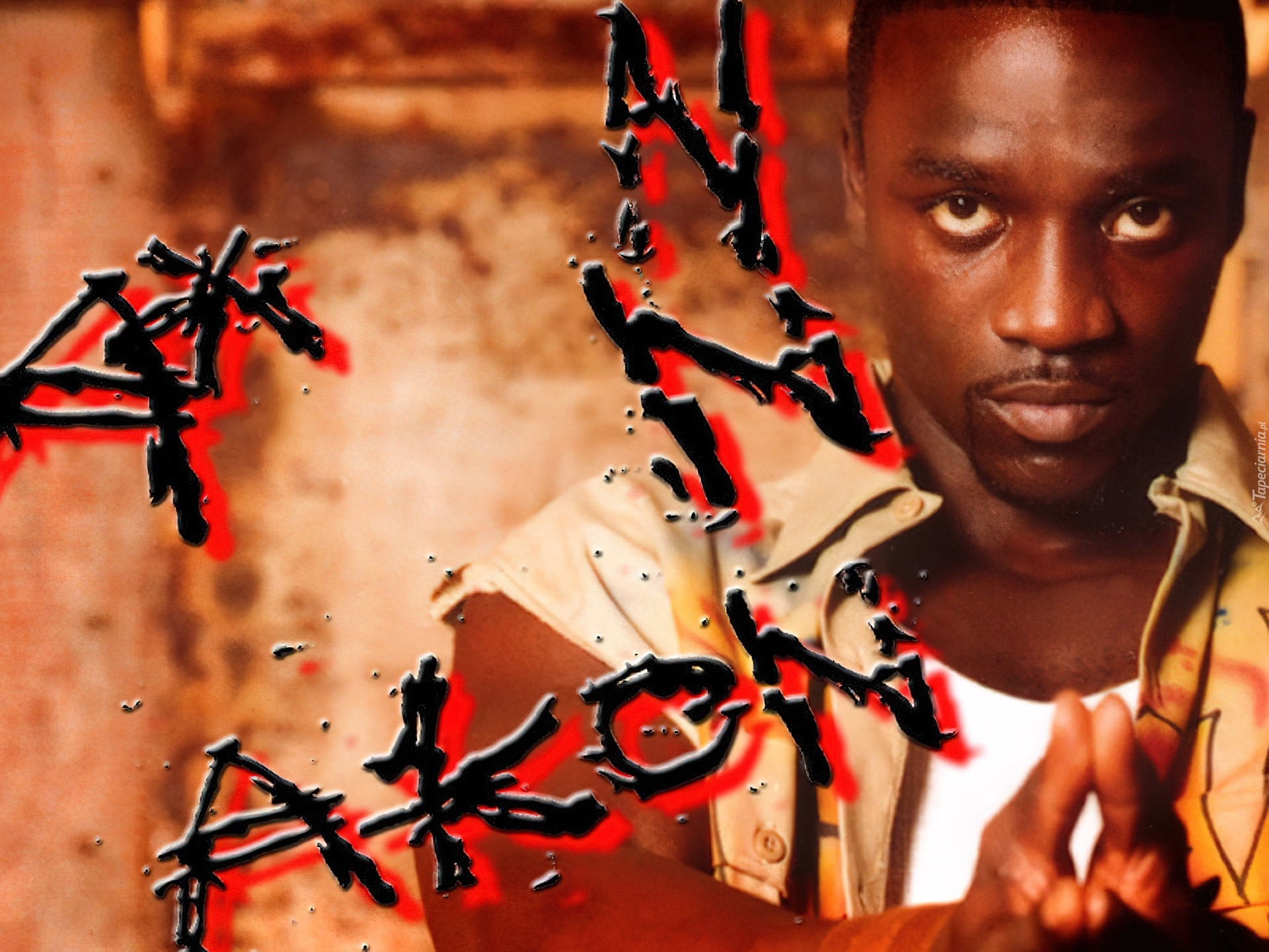 Akon, Twarz