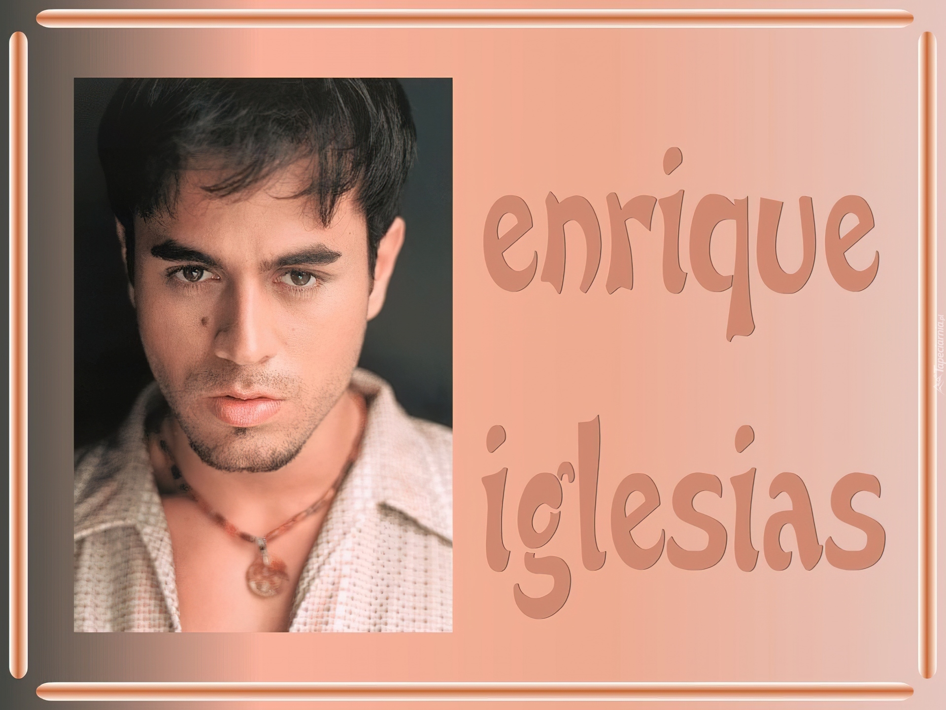 Enrique Iglesias, Grube, Brwi