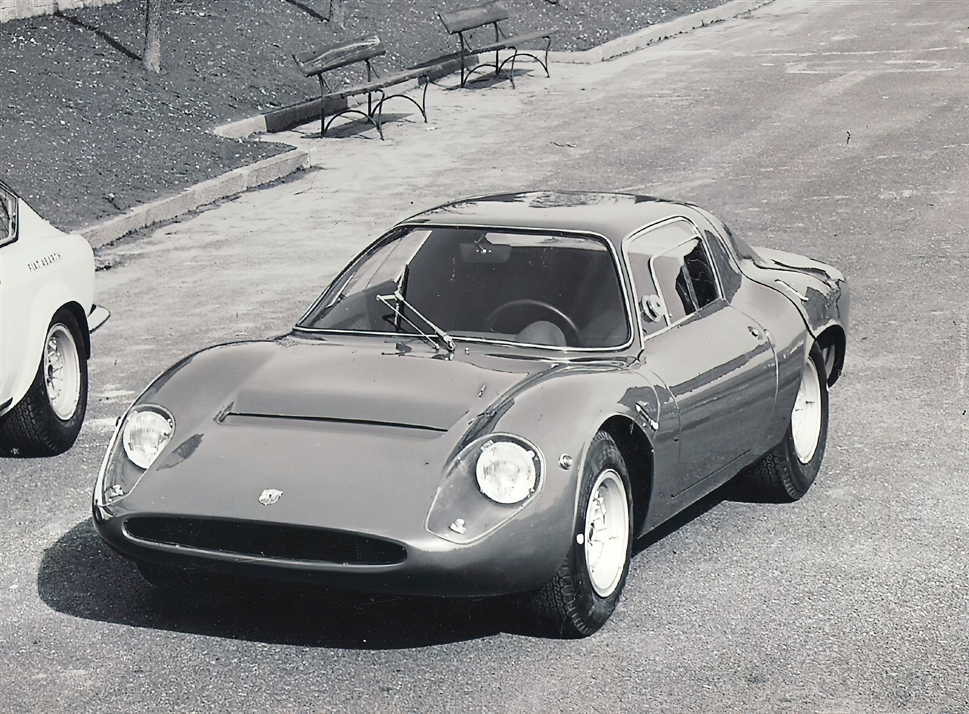 Abarth 1300, Wycieraczka, Opony