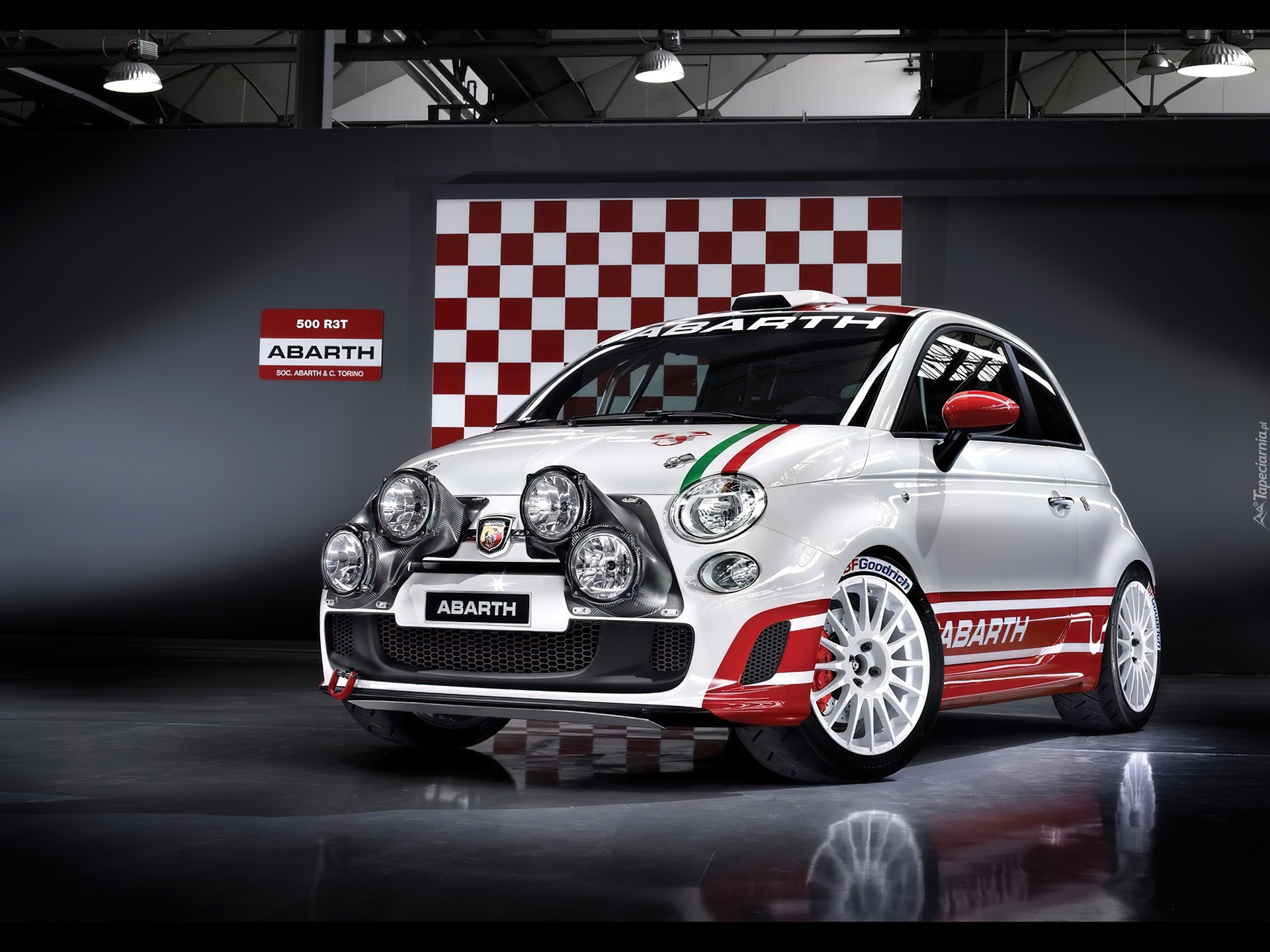 Rajdowy, Abarth 500, Halogeny