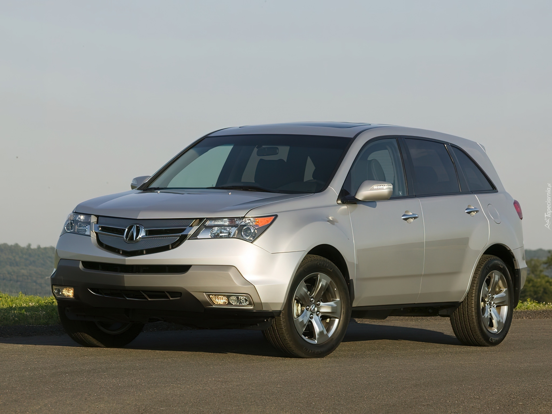 Srebrna, Acura MDX, Opony