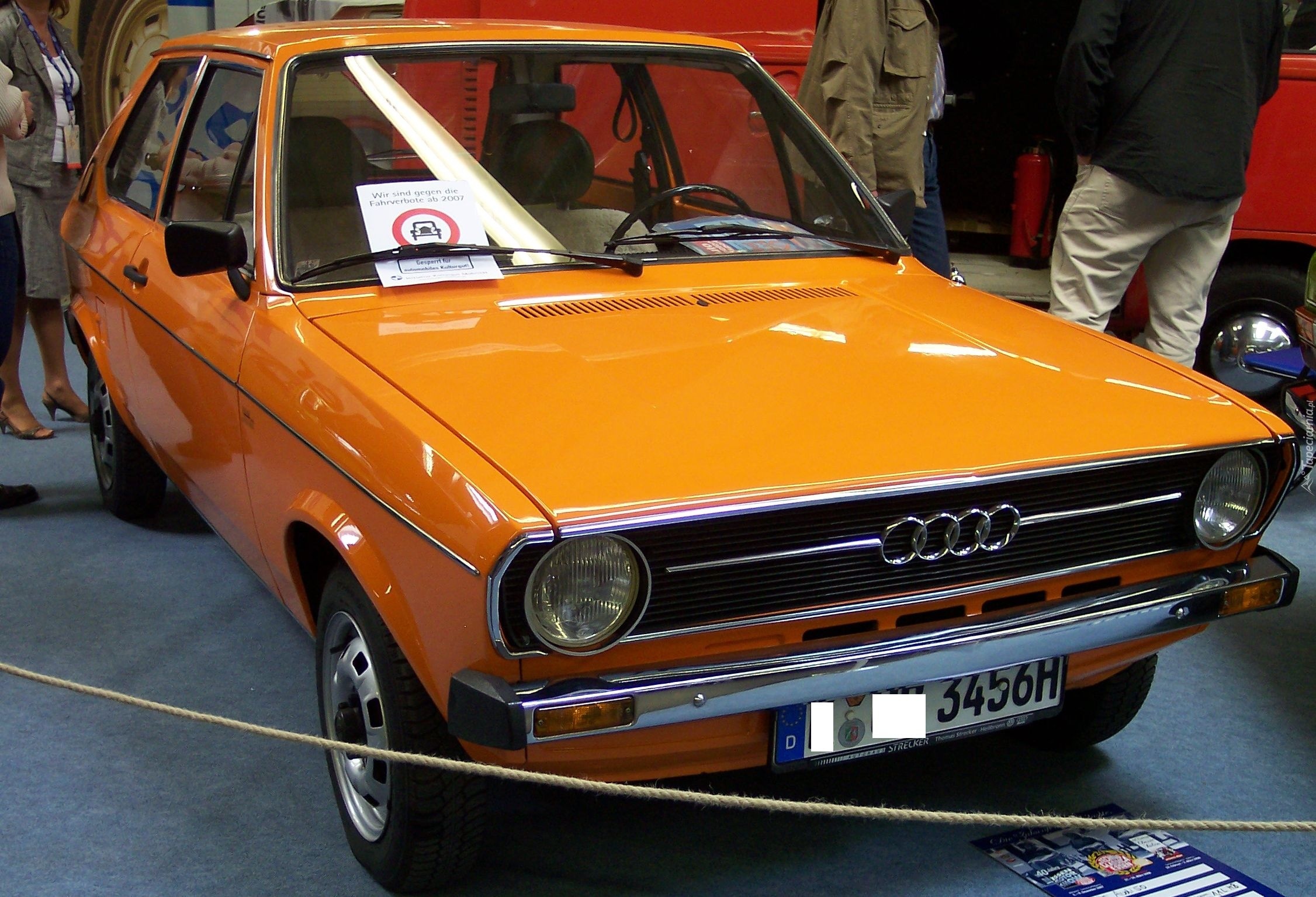 Audi 50, Wystawa, Prezentacja