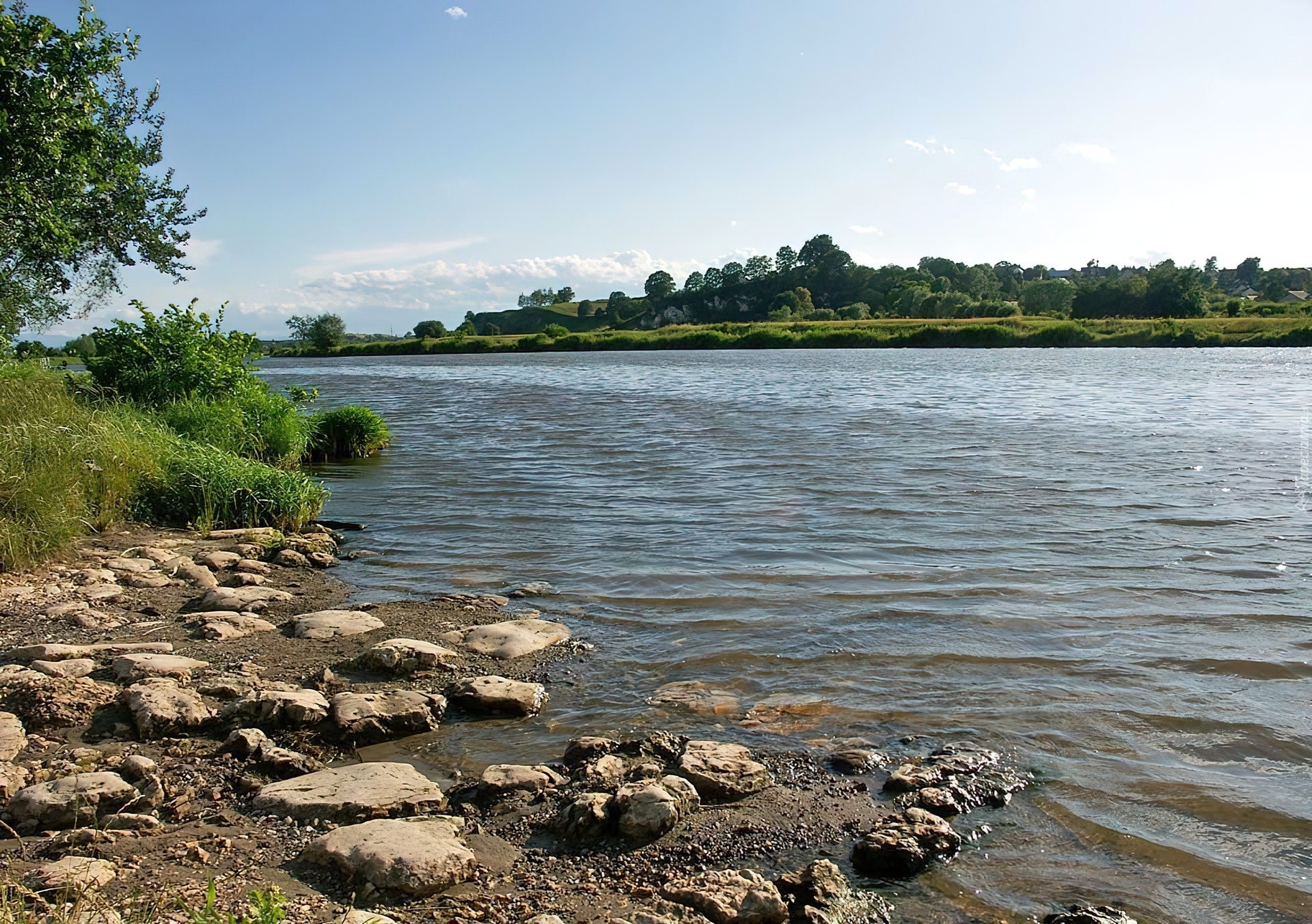 Kamieniste, Jezioro