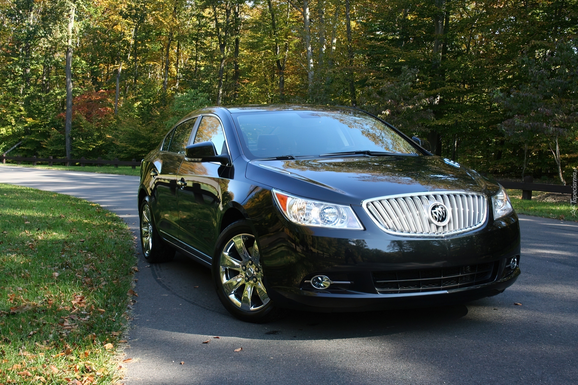 Buick LaCrosse, Chromowane, Alufelgi