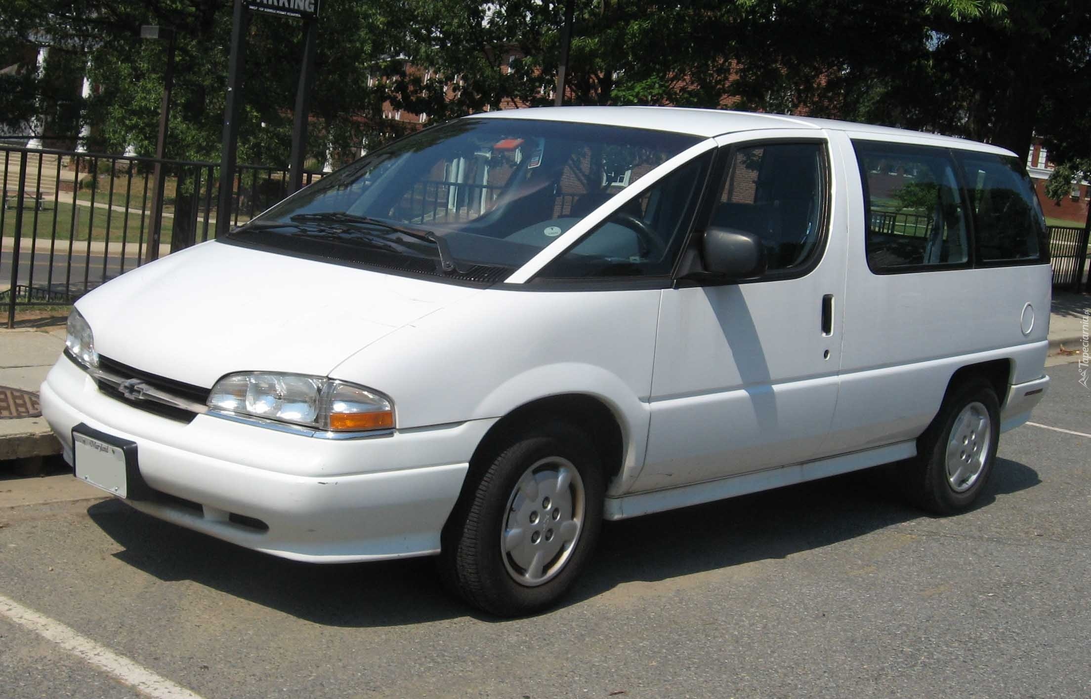 Chevrolet Lumina