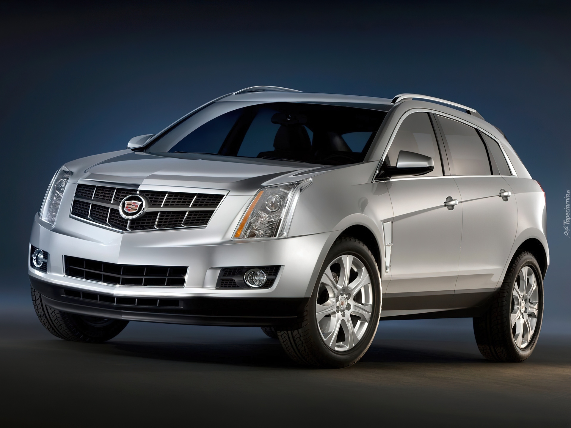 Srebrny, Cadillac SRX, SUV