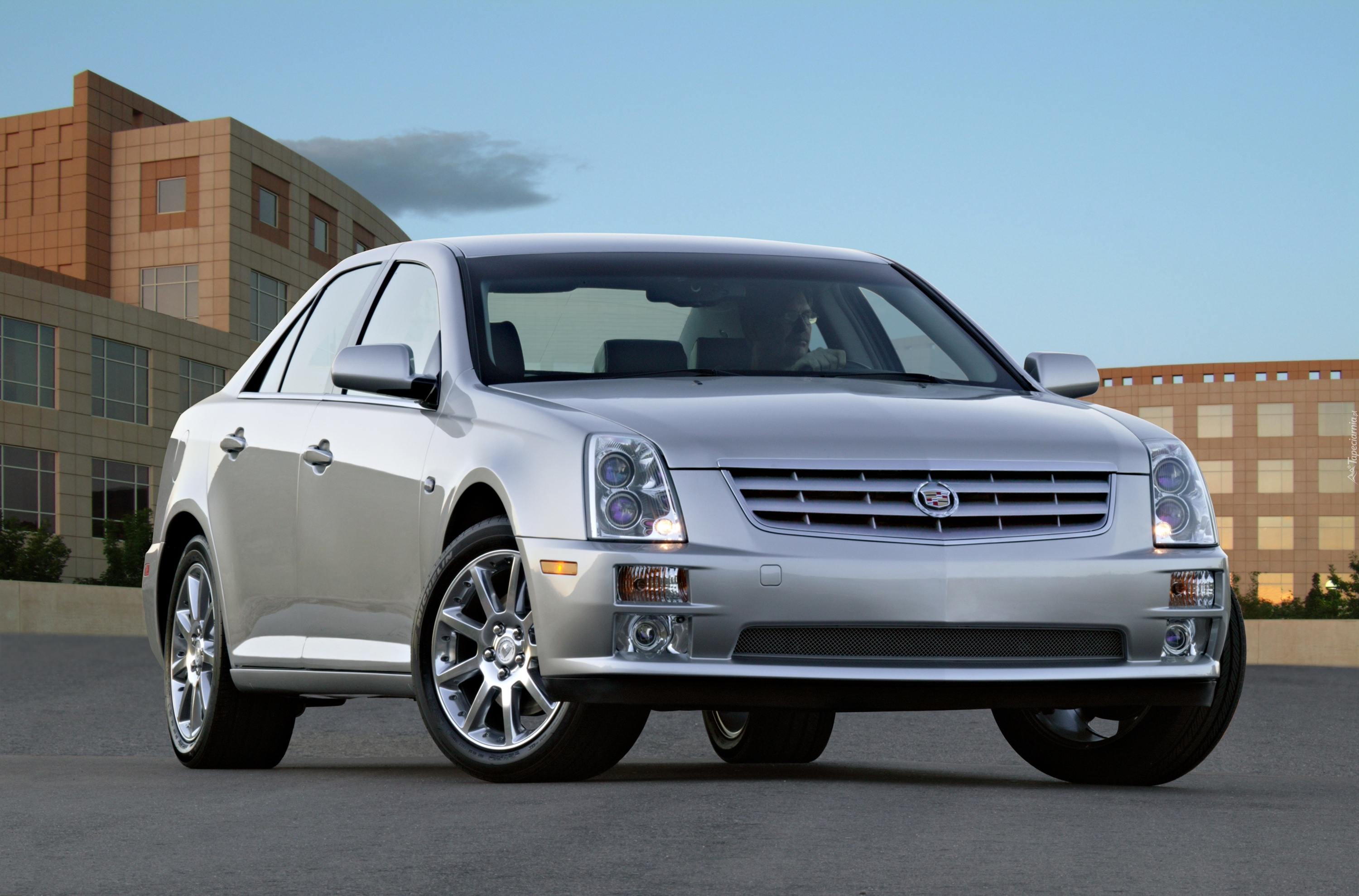 Cadillac STS, Reklama