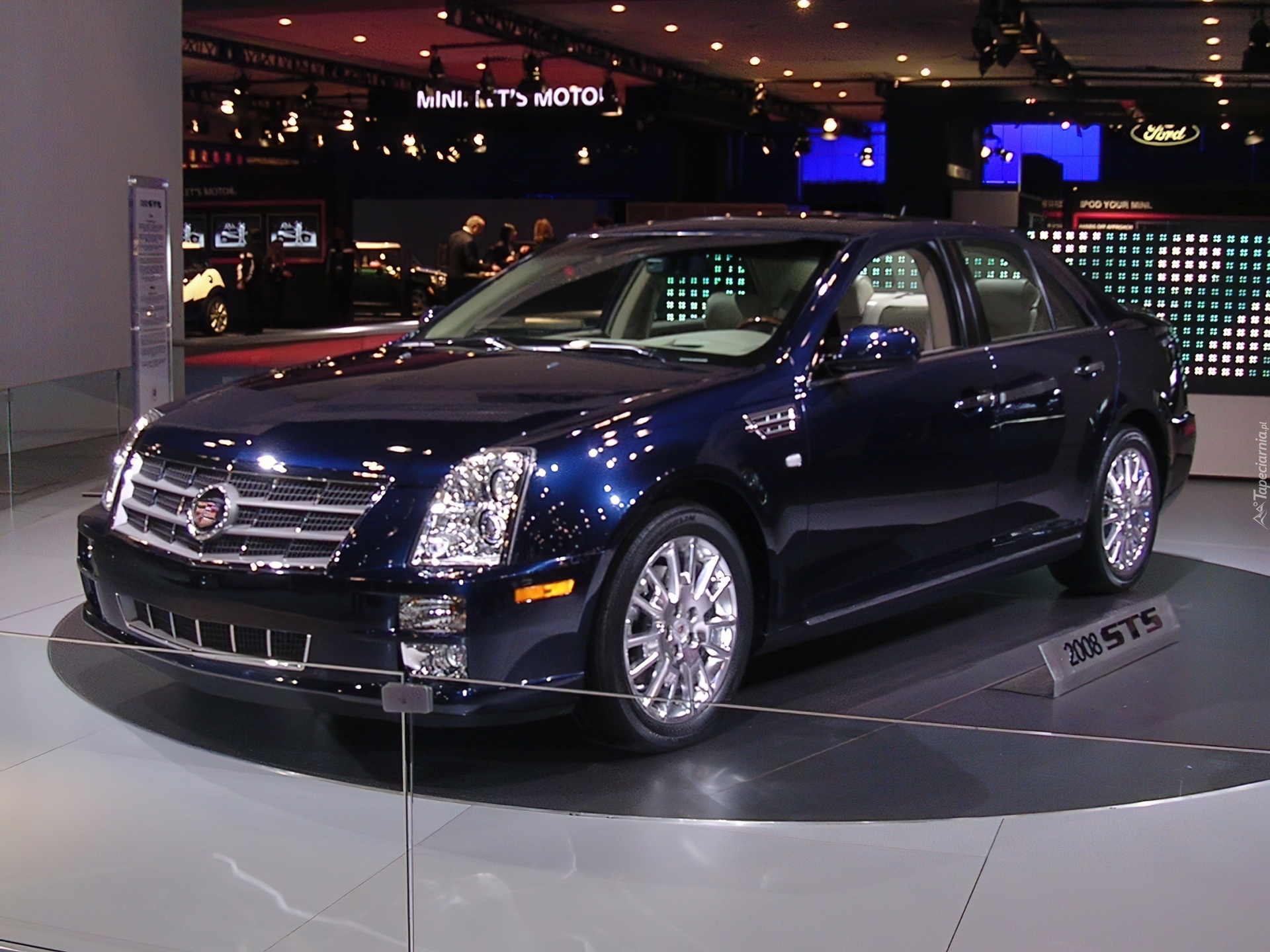 Cadillac STS, Wystawa