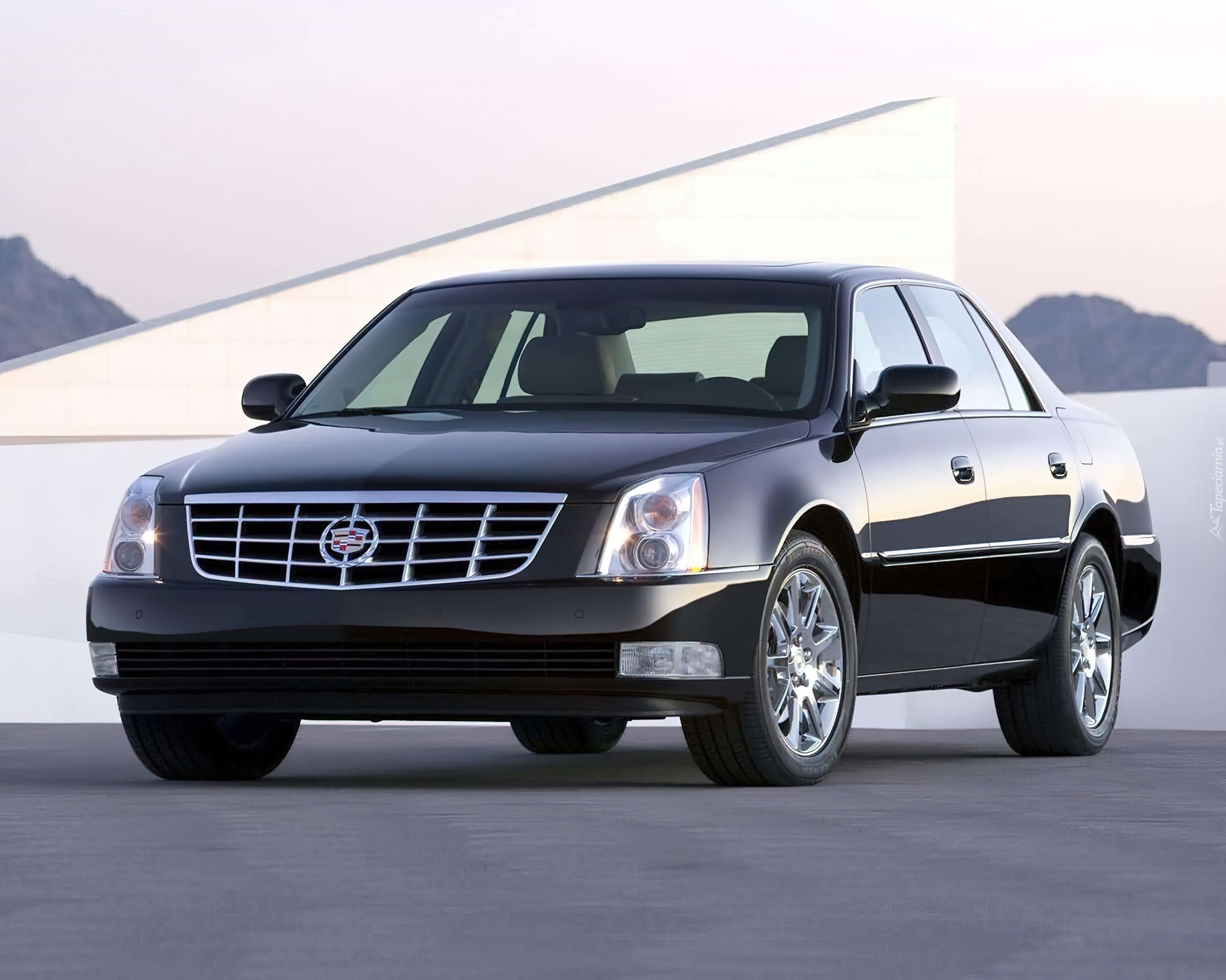 Cadillac DTS, Halogeny, Atrapa