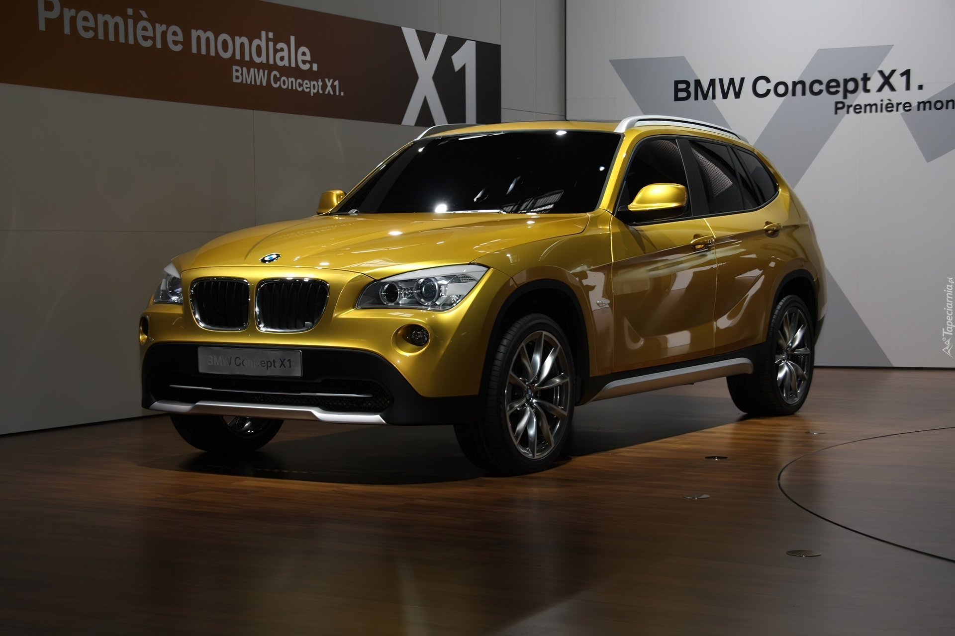 Premiera, BMW X1, SUV