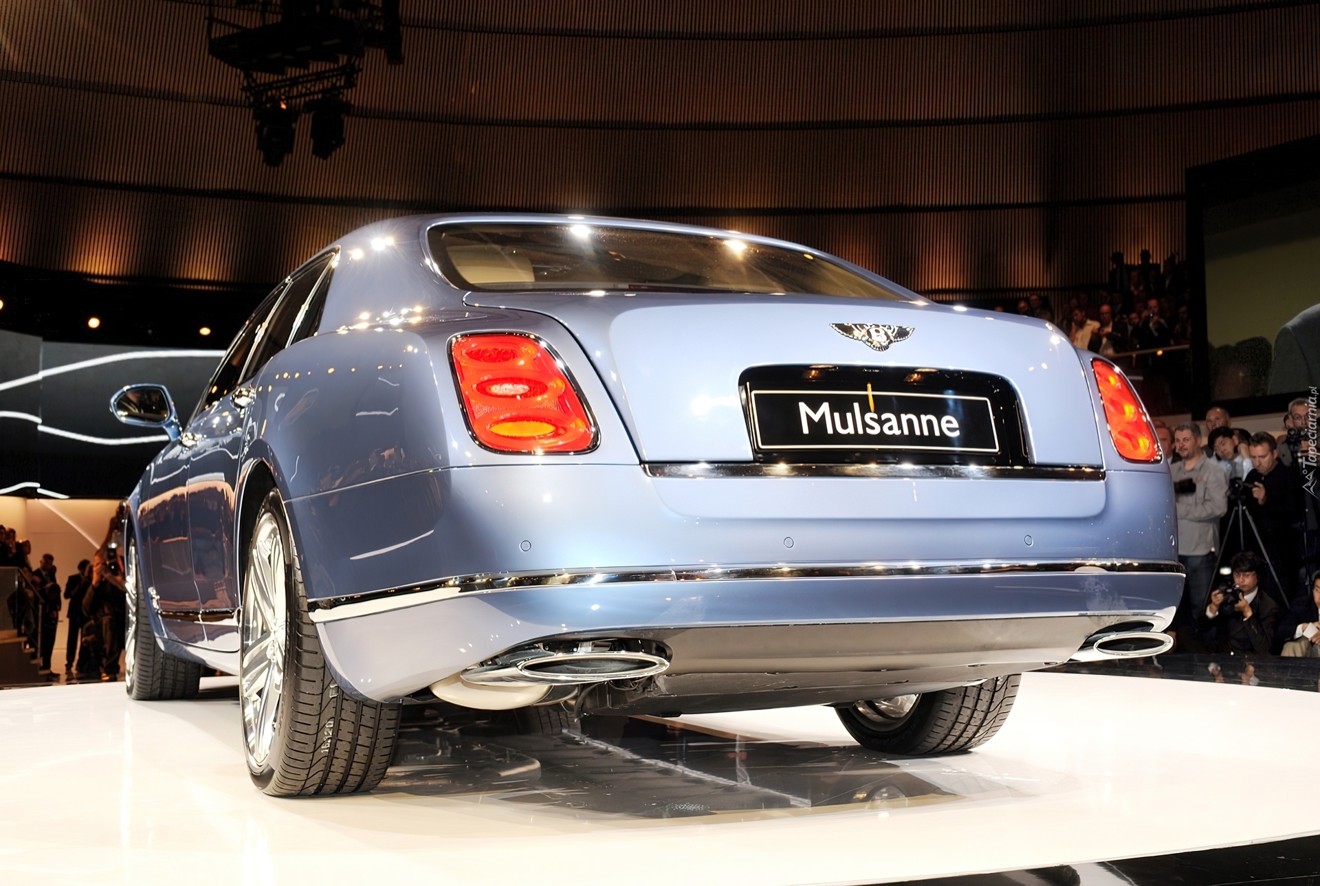 Bentley Mulsanne, Układ, Wydechowy