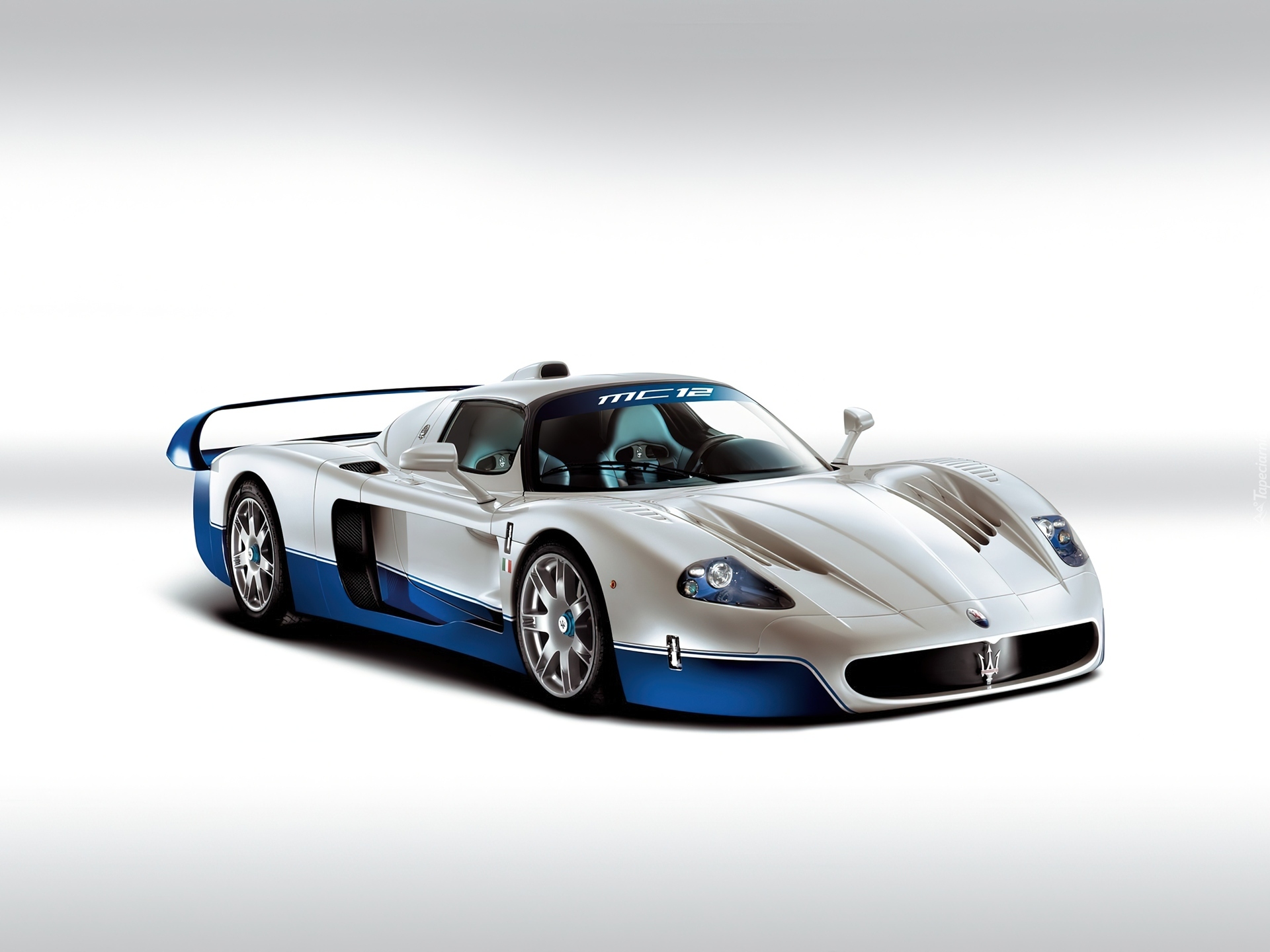 Maserati MC12, Boczne, Wloty