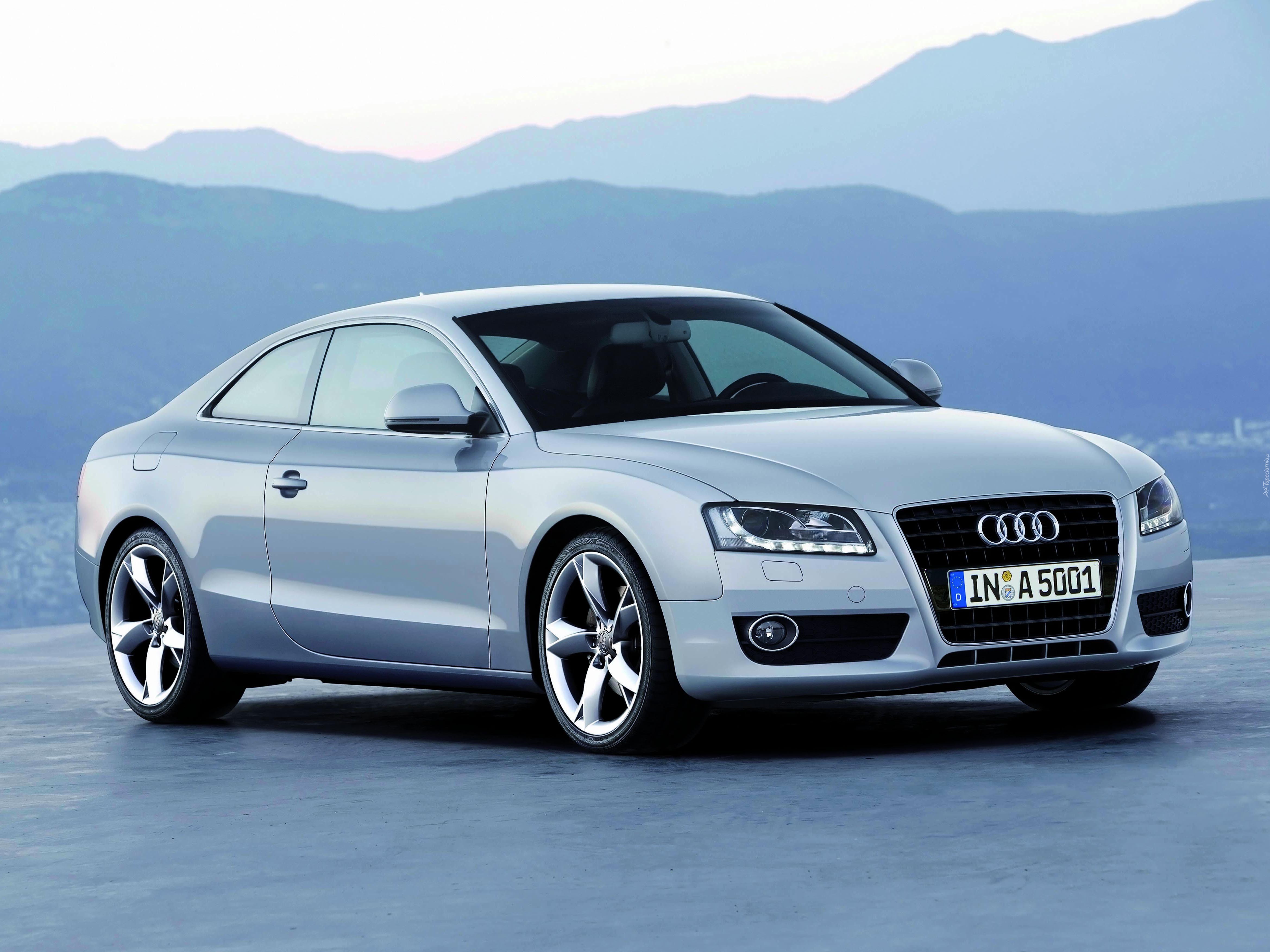 Audi A5, Halogeny, Alufelgi