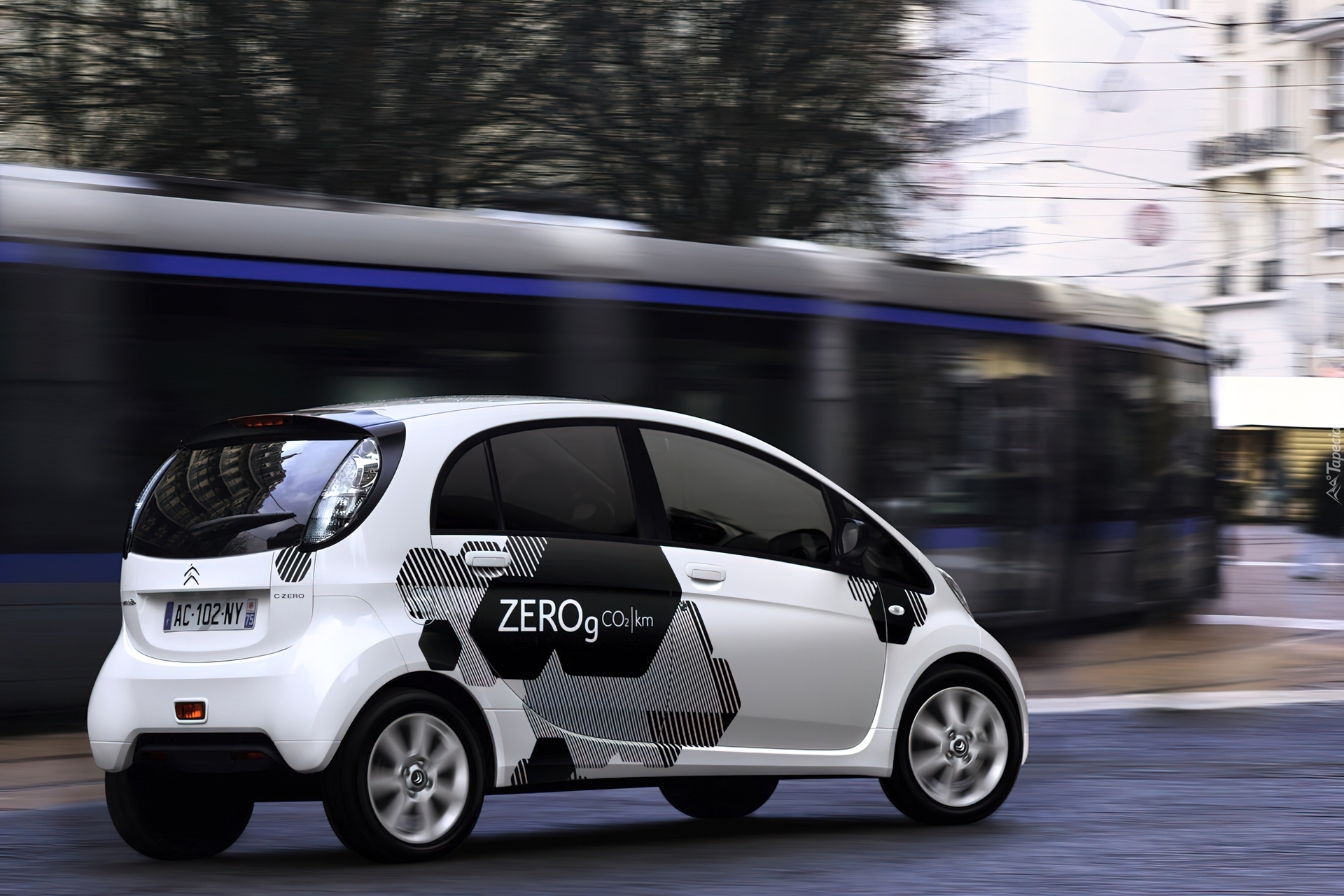 Citroen C-Zero, Miasto, Ulica